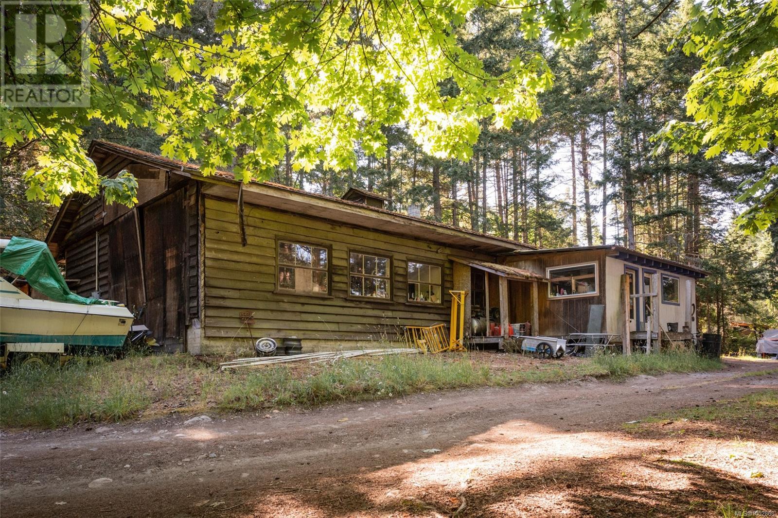 207 Welbury Dr, Salt Spring
