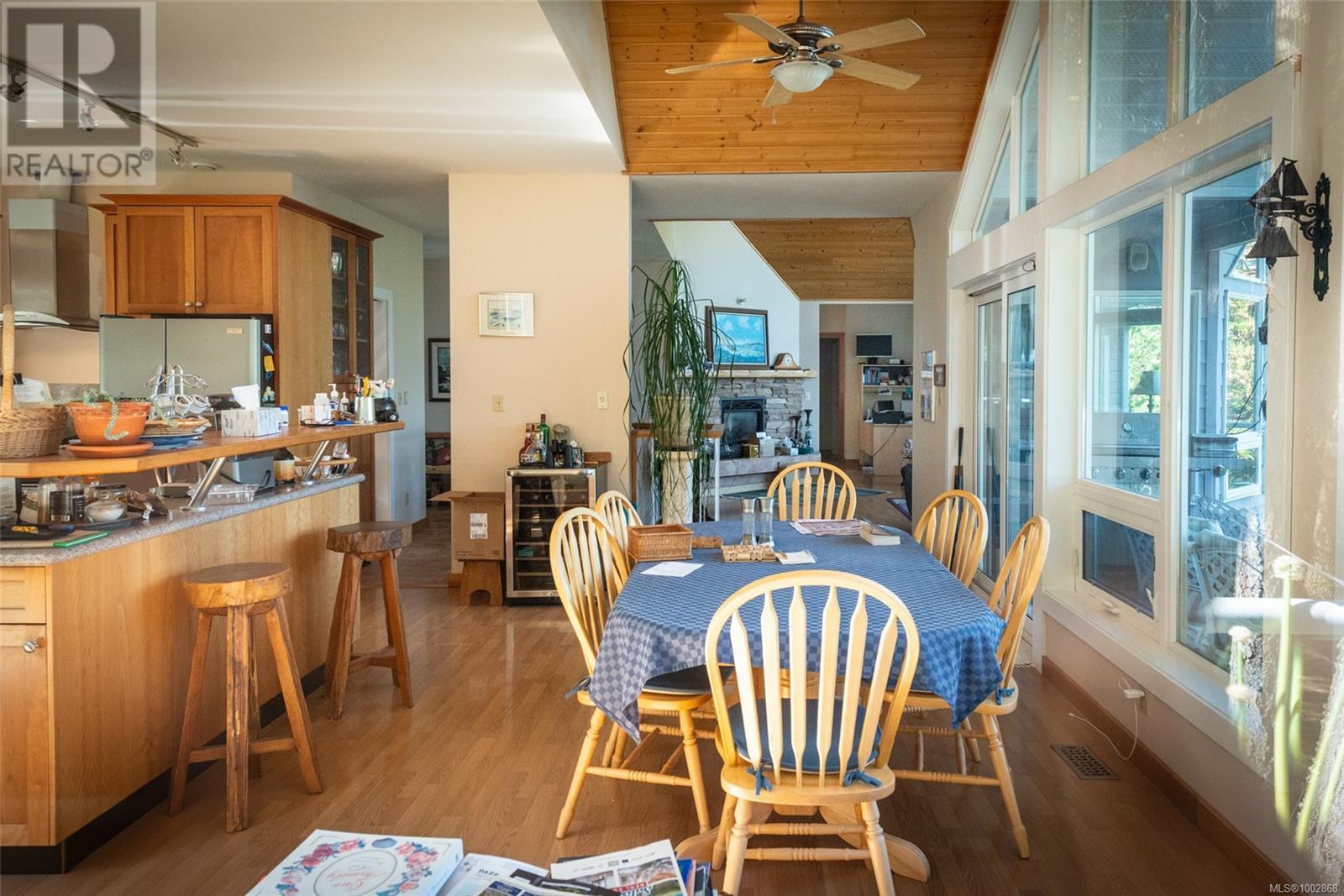 207 Welbury Dr, Salt Spring