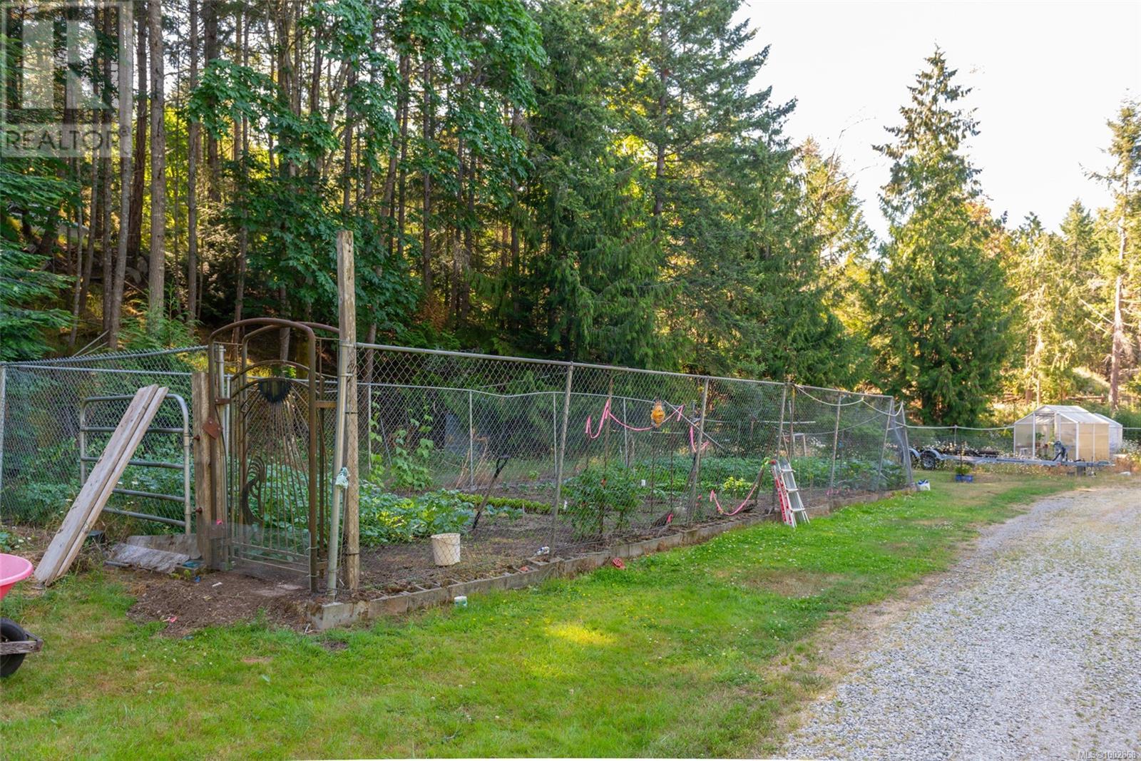 207 Welbury Dr, Salt Spring