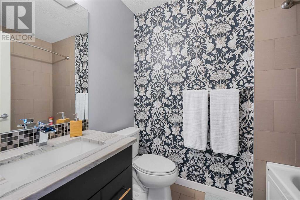 Single Family House for Sale in    Street SE Beltline Calgary 