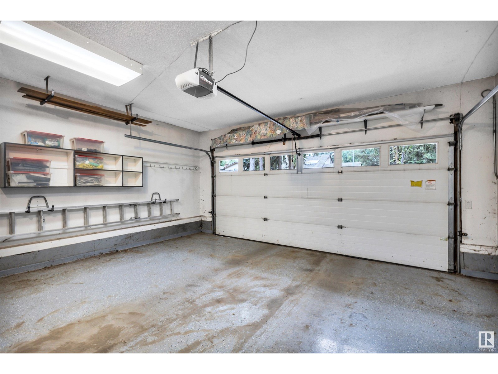 Single Family House for Sale in  Berrymore Dr St. Albert 