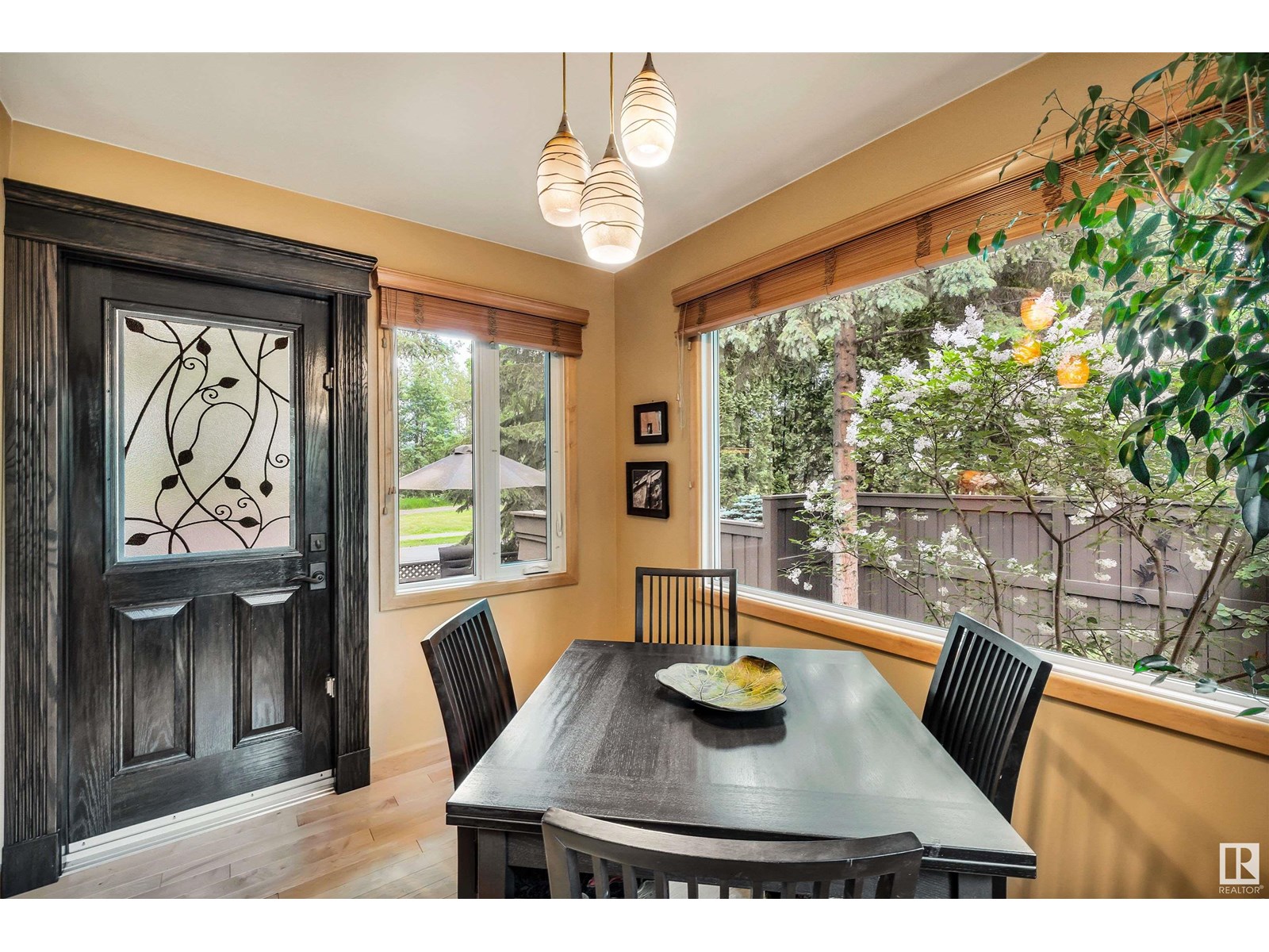 Single Family House for Sale in  Berrymore Dr St. Albert 