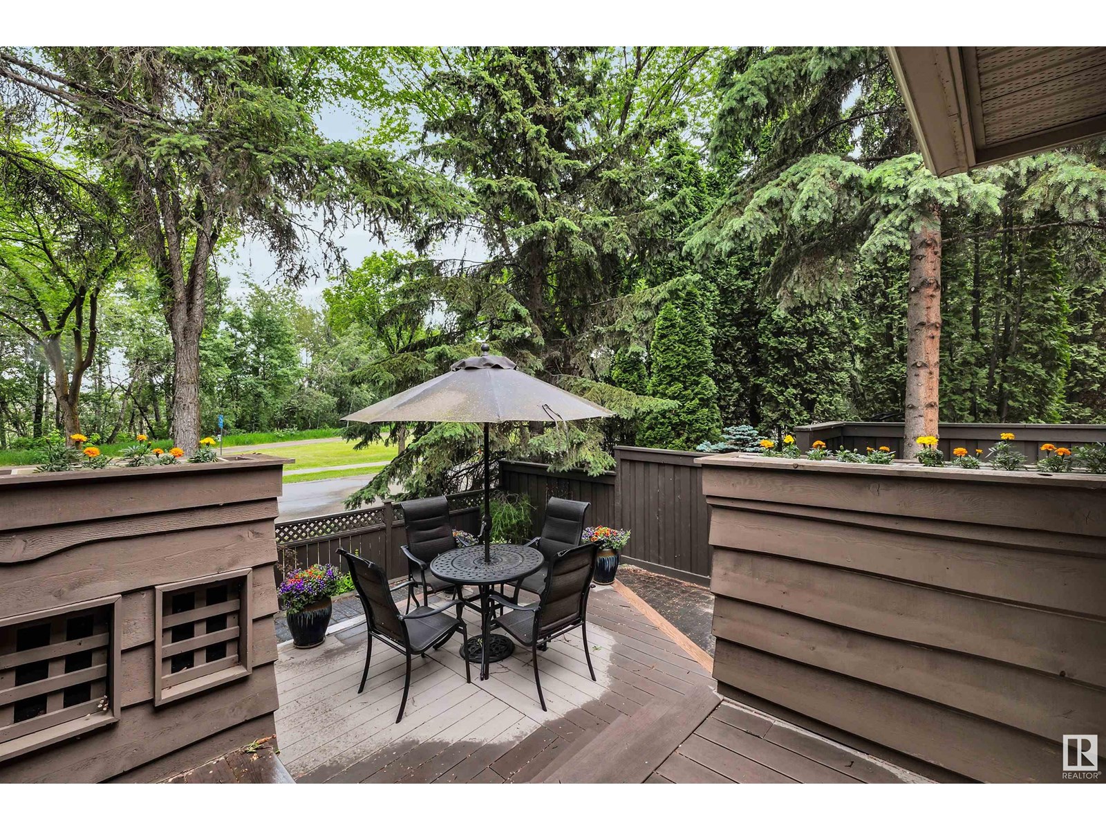 Single Family House for Sale in  Berrymore Dr St. Albert 