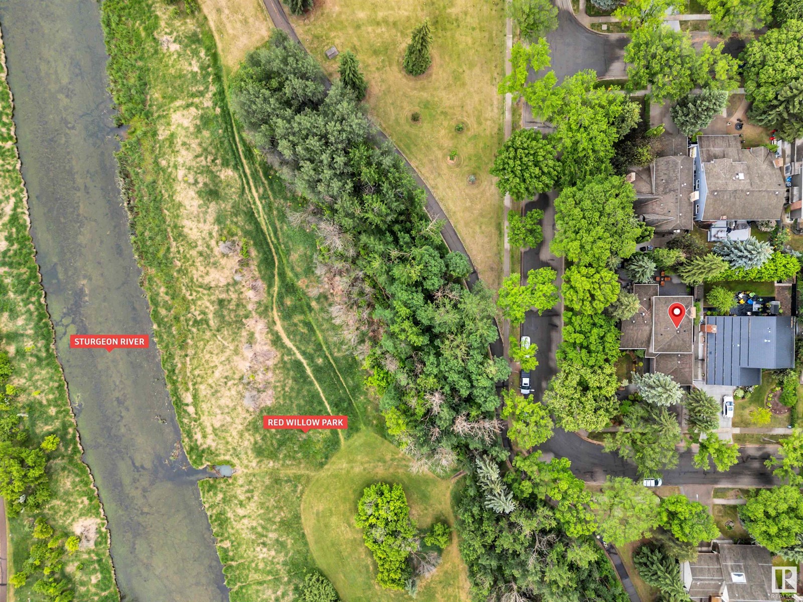 Single Family House for Sale in  Berrymore Dr St. Albert 