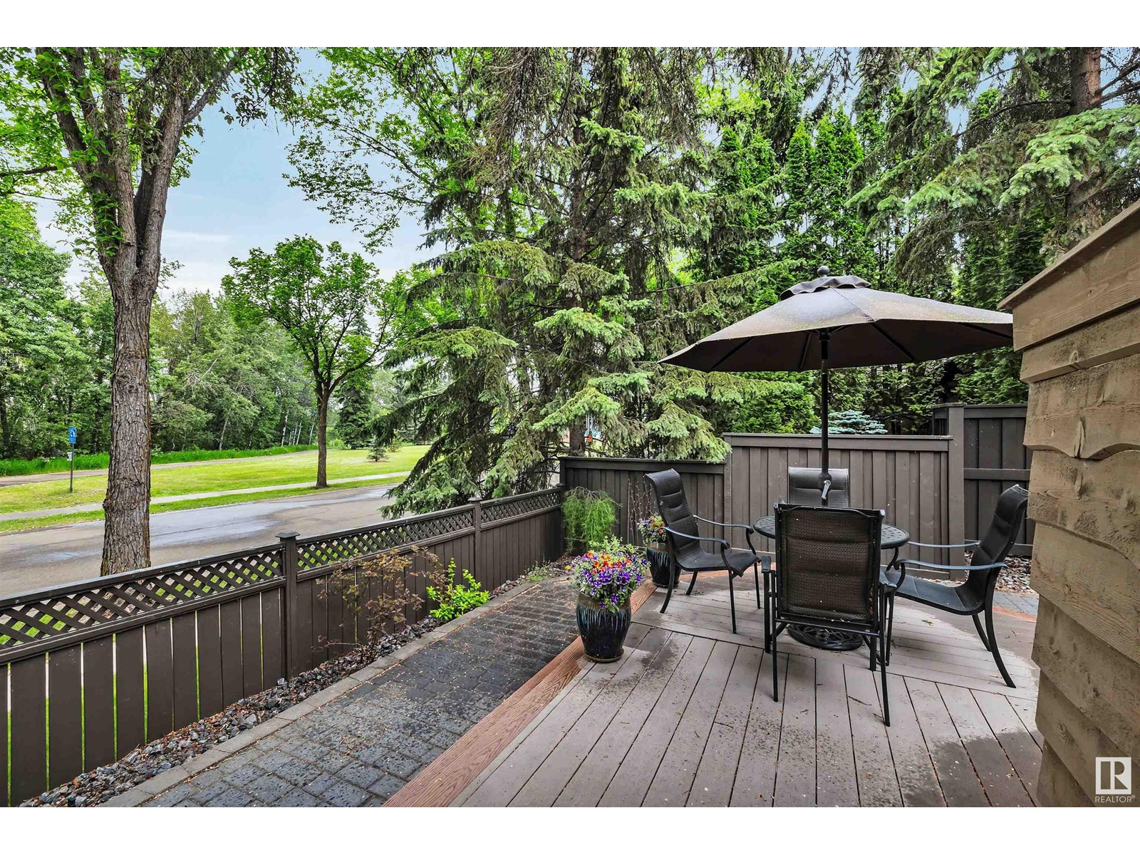 Single Family House for Sale in  Berrymore Dr St. Albert 