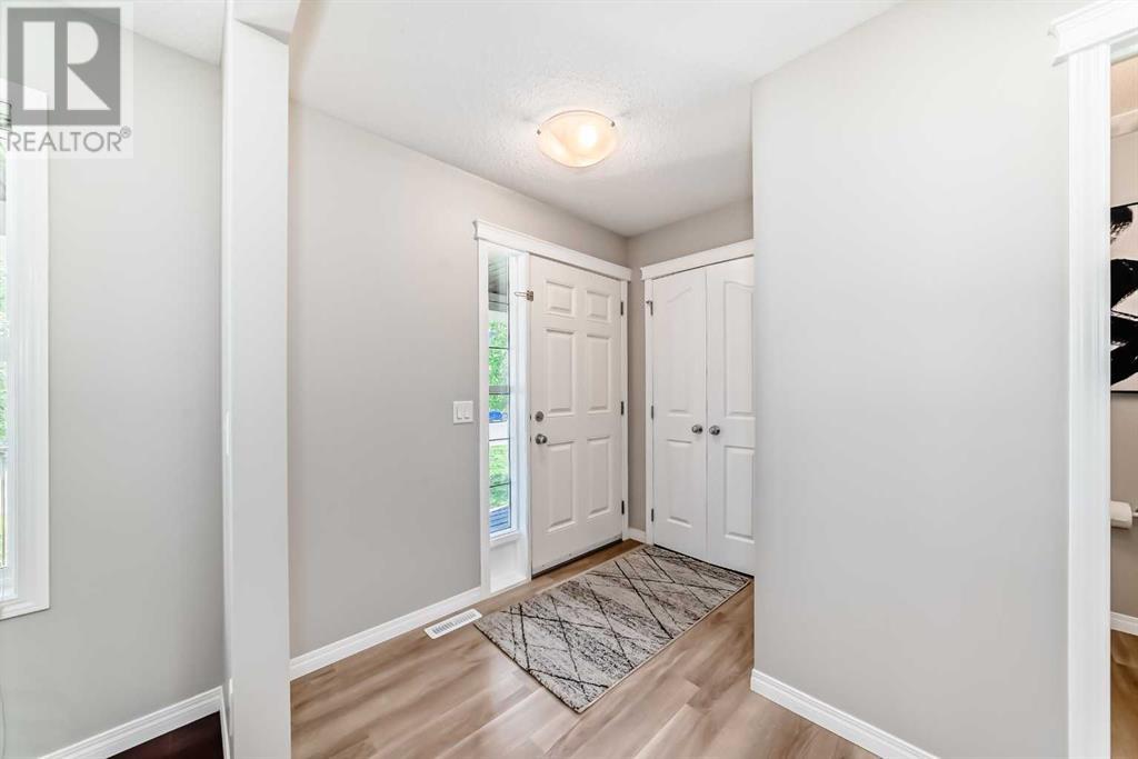 Single Family House for Sale in  Copperpond Heights SE Copperfield Calgary 