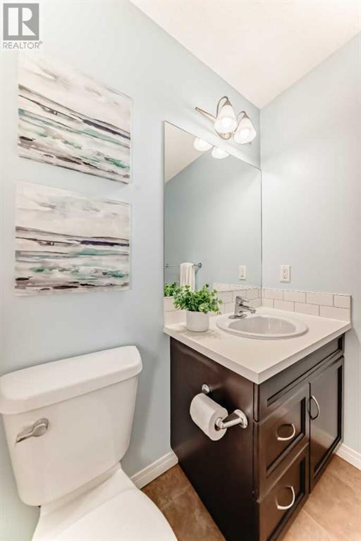 Single Family House for Sale in  Copperpond Heights SE Copperfield Calgary 