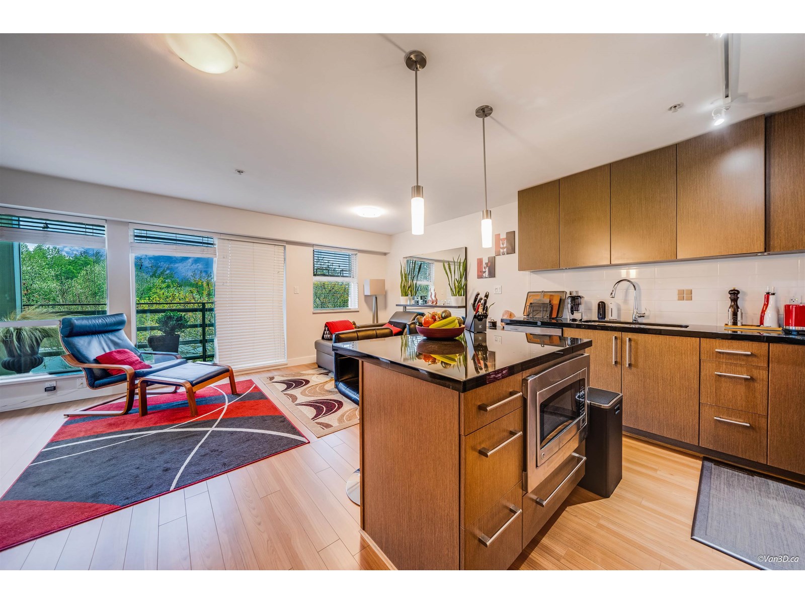 Photo 1 of 313 15735 Croydon Drive, Surrey BC