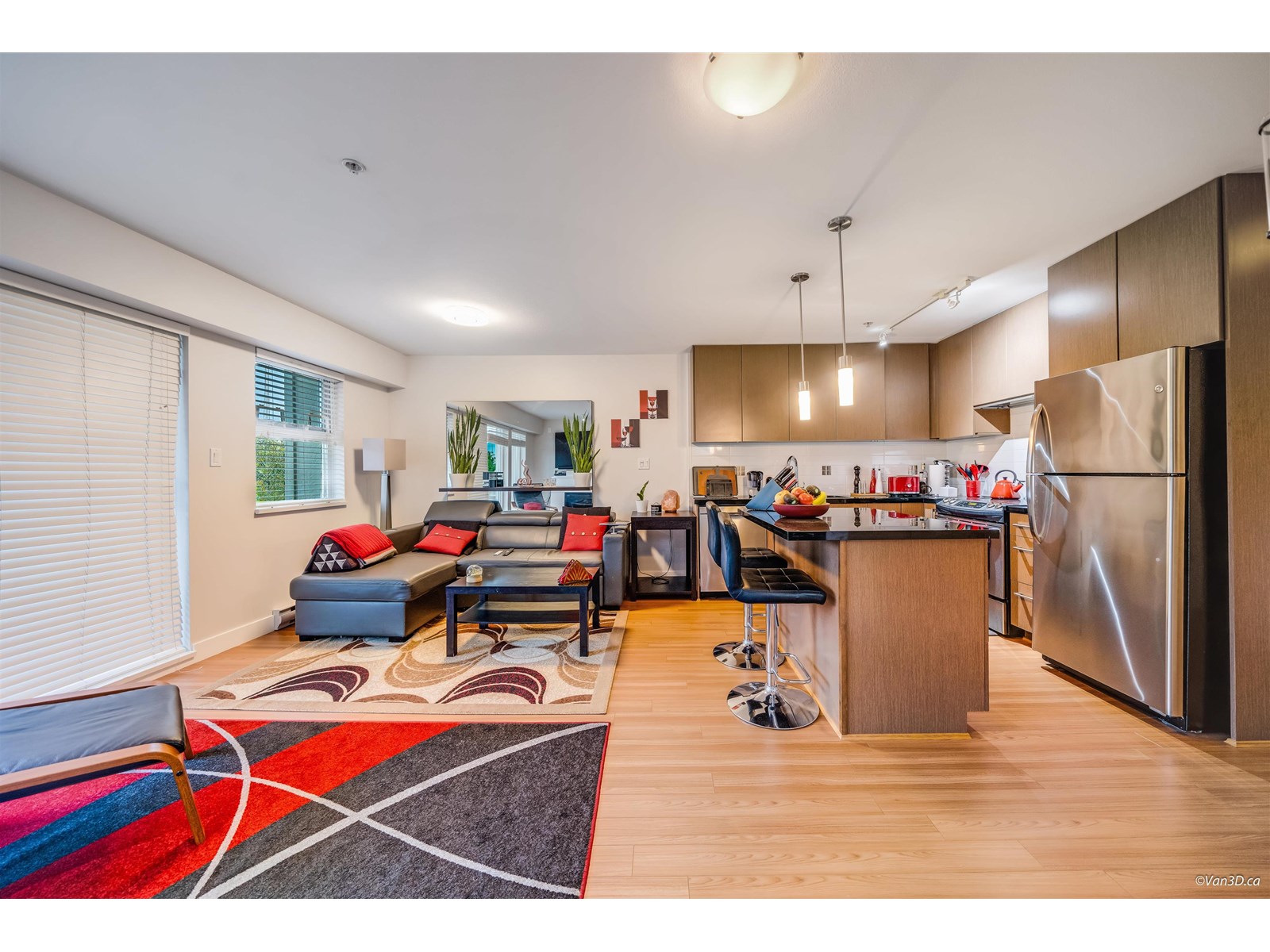 Photo 8 of 313 15735 Croydon Drive, Surrey BC