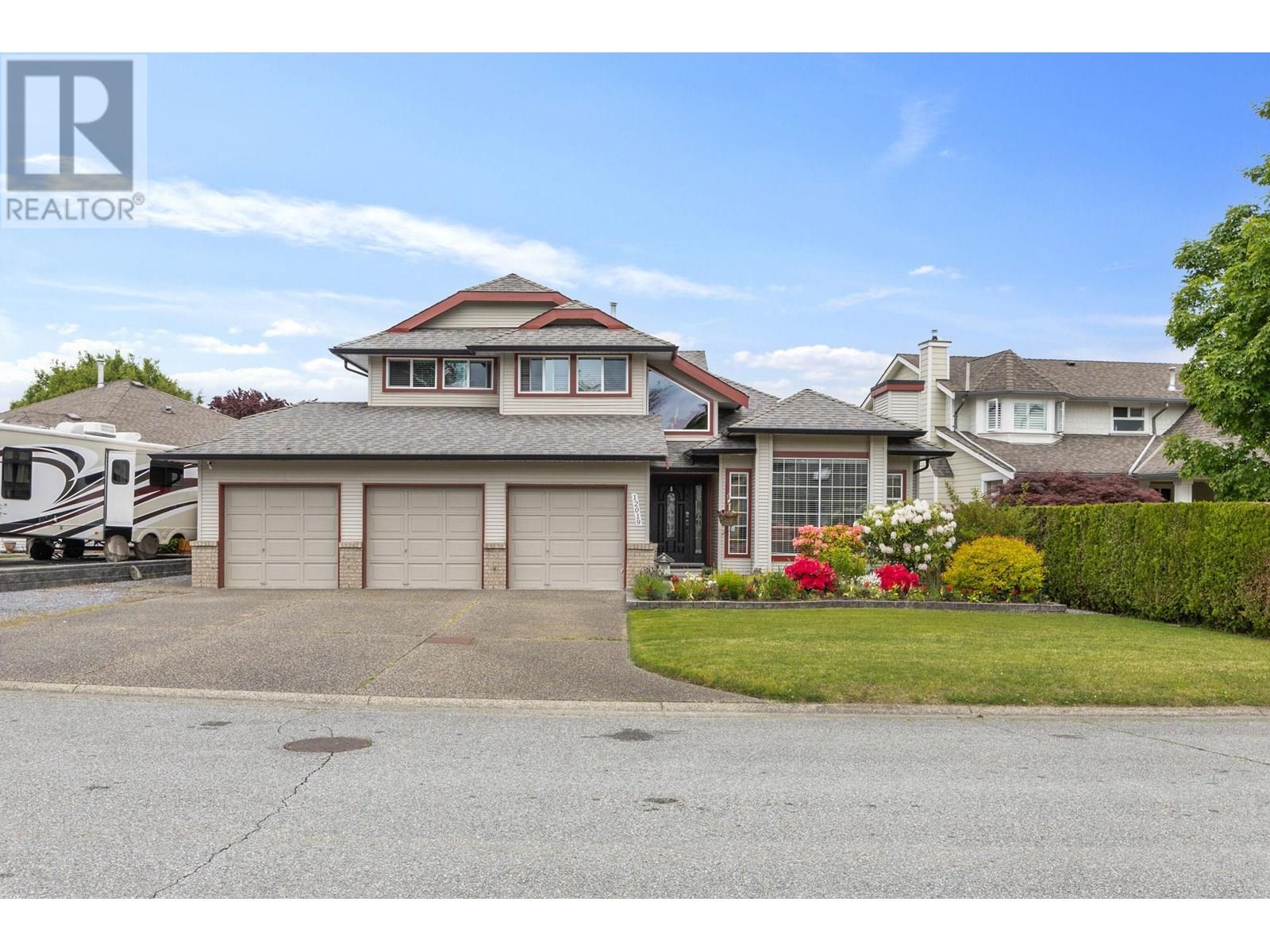 12019 CHESTNUT CRESCENT, Pitt Meadows real estate listing for sale