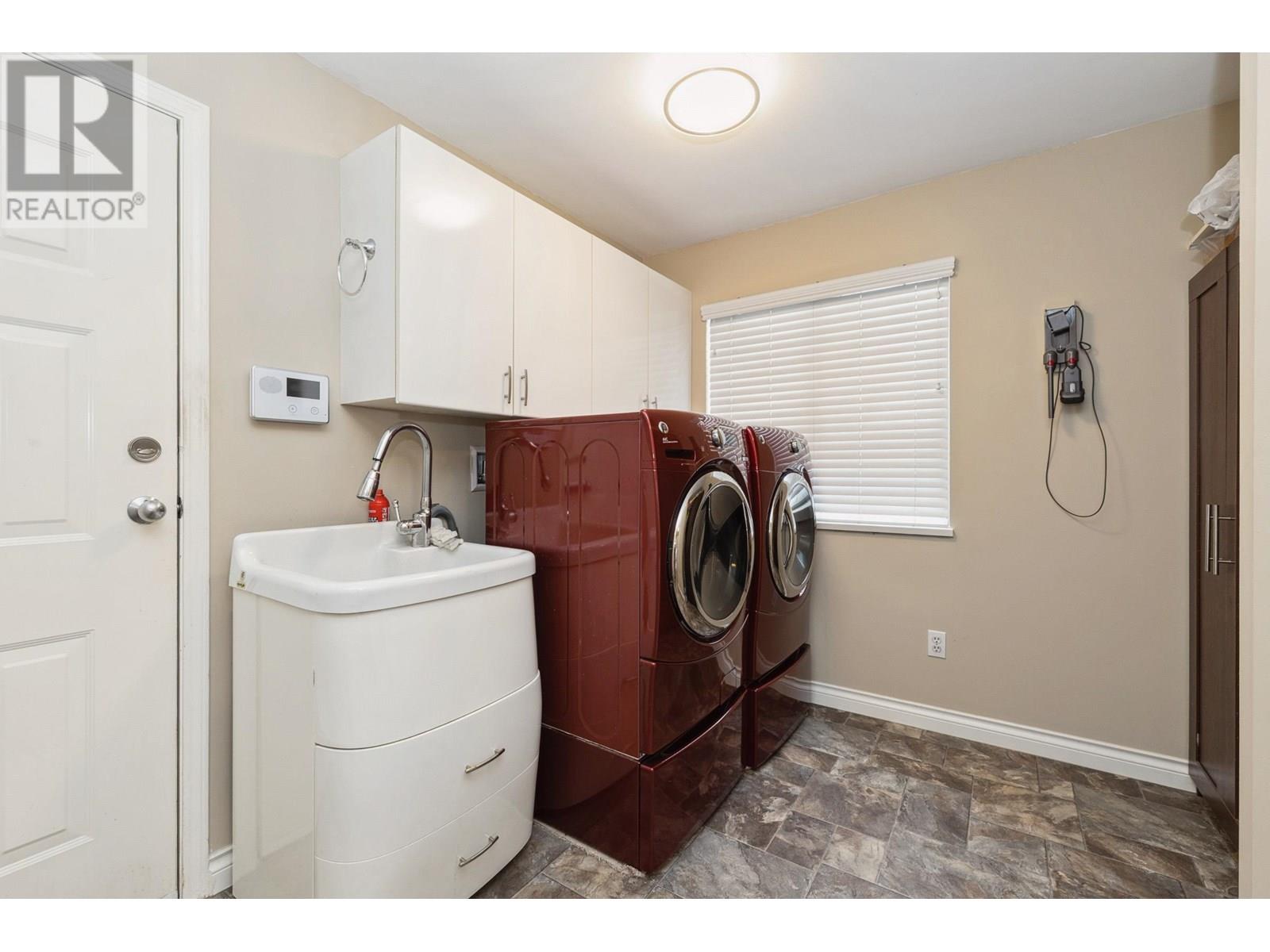 12019 CHESTNUT CRESCENT, Pitt Meadows real estate listing R3013166
