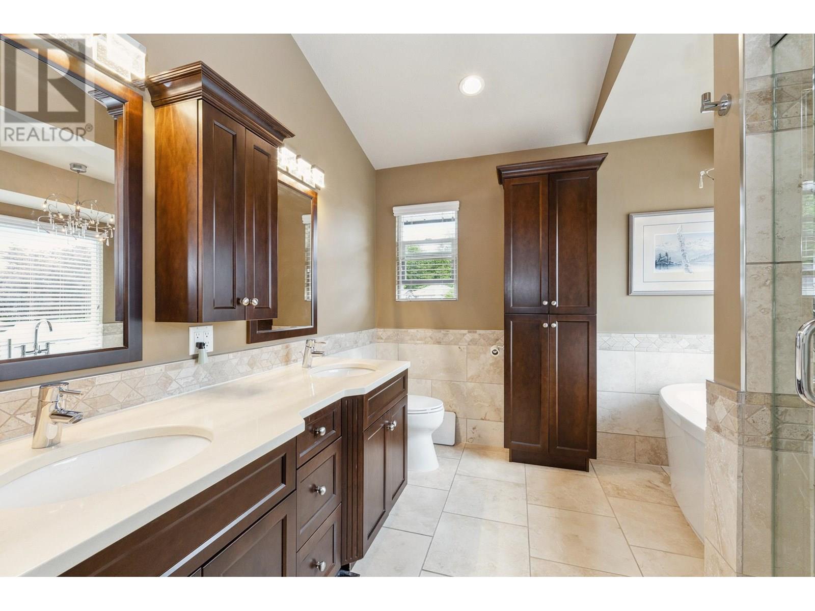 12019 CHESTNUT CRESCENT, Pitt Meadows real estate listing R3013166