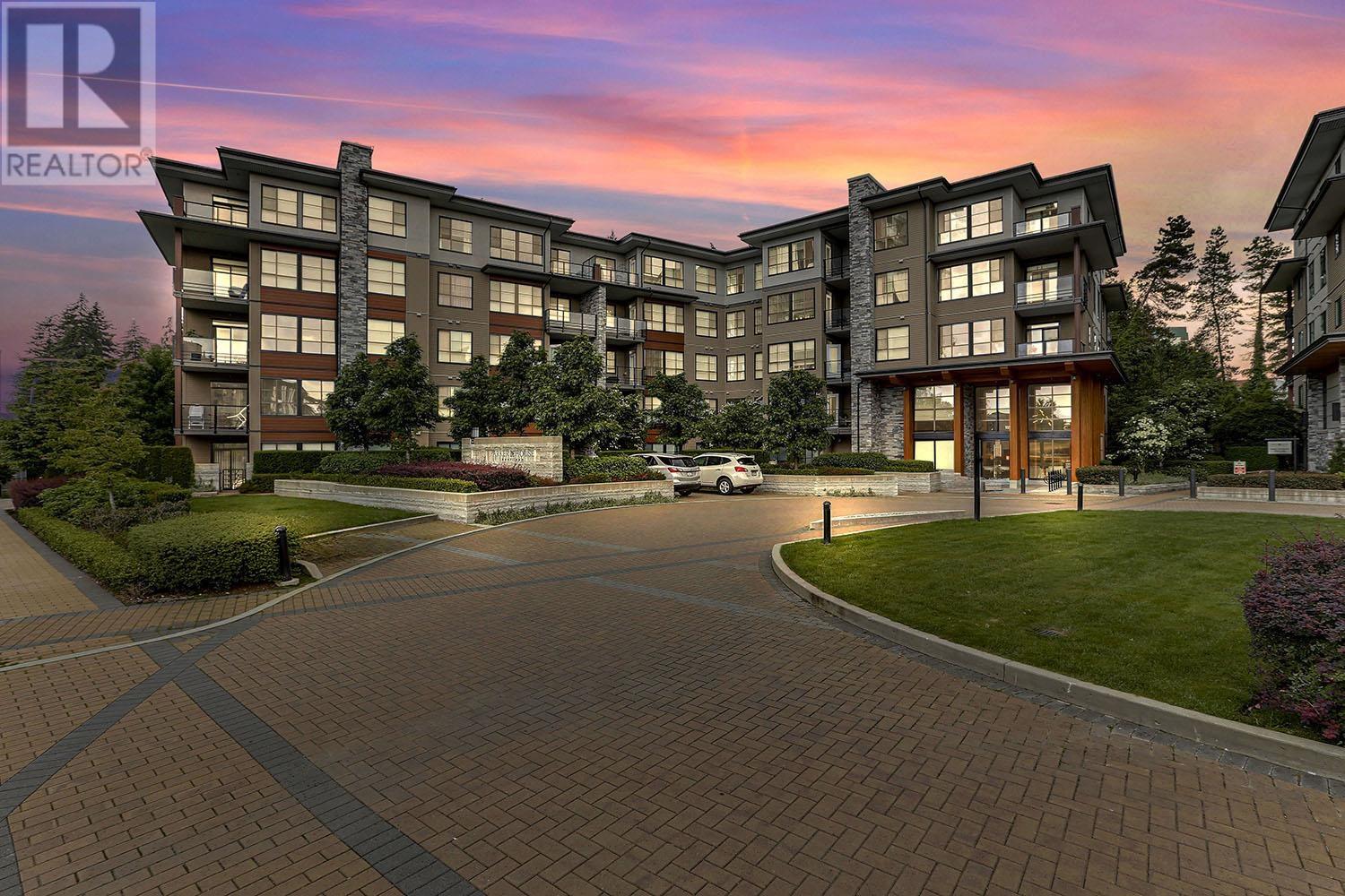 Photo 1 of 106 1151 Windsor Mews, Coquitlam BC
