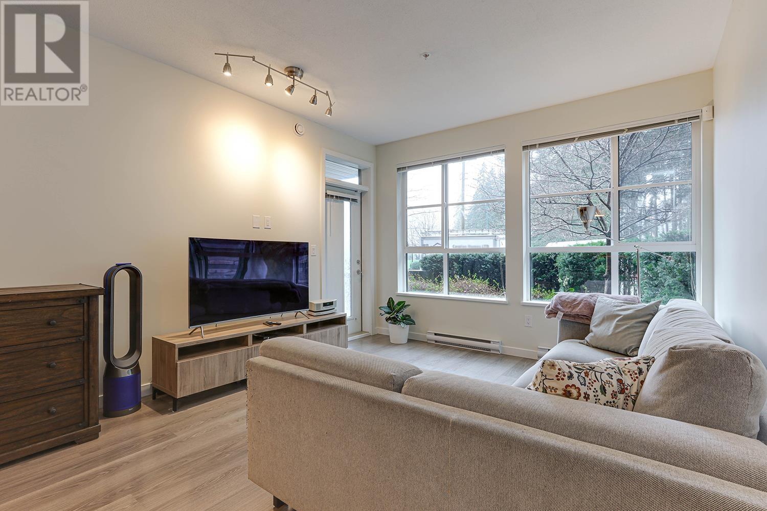 Photo 11 of 106 1151 Windsor Mews, Coquitlam BC