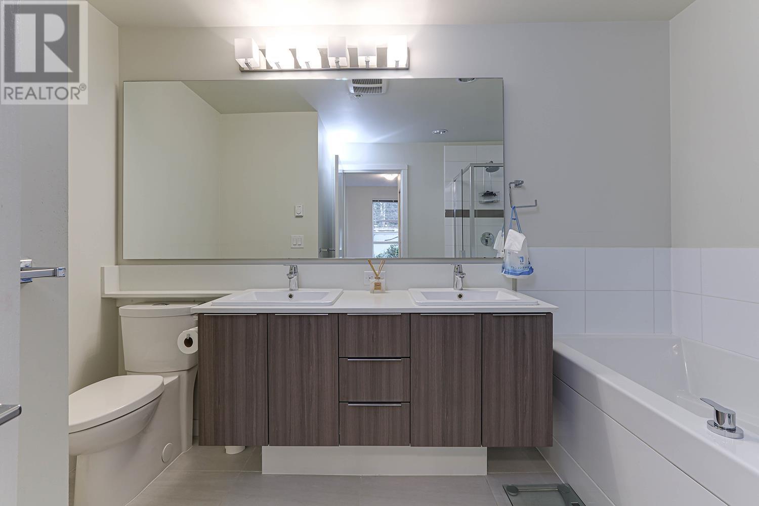 Photo 18 of 106 1151 Windsor Mews, Coquitlam BC
