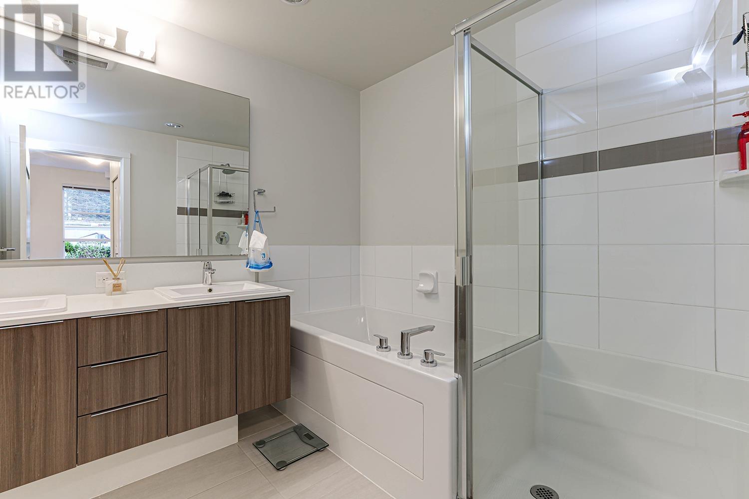 Photo 19 of 106 1151 Windsor Mews, Coquitlam BC