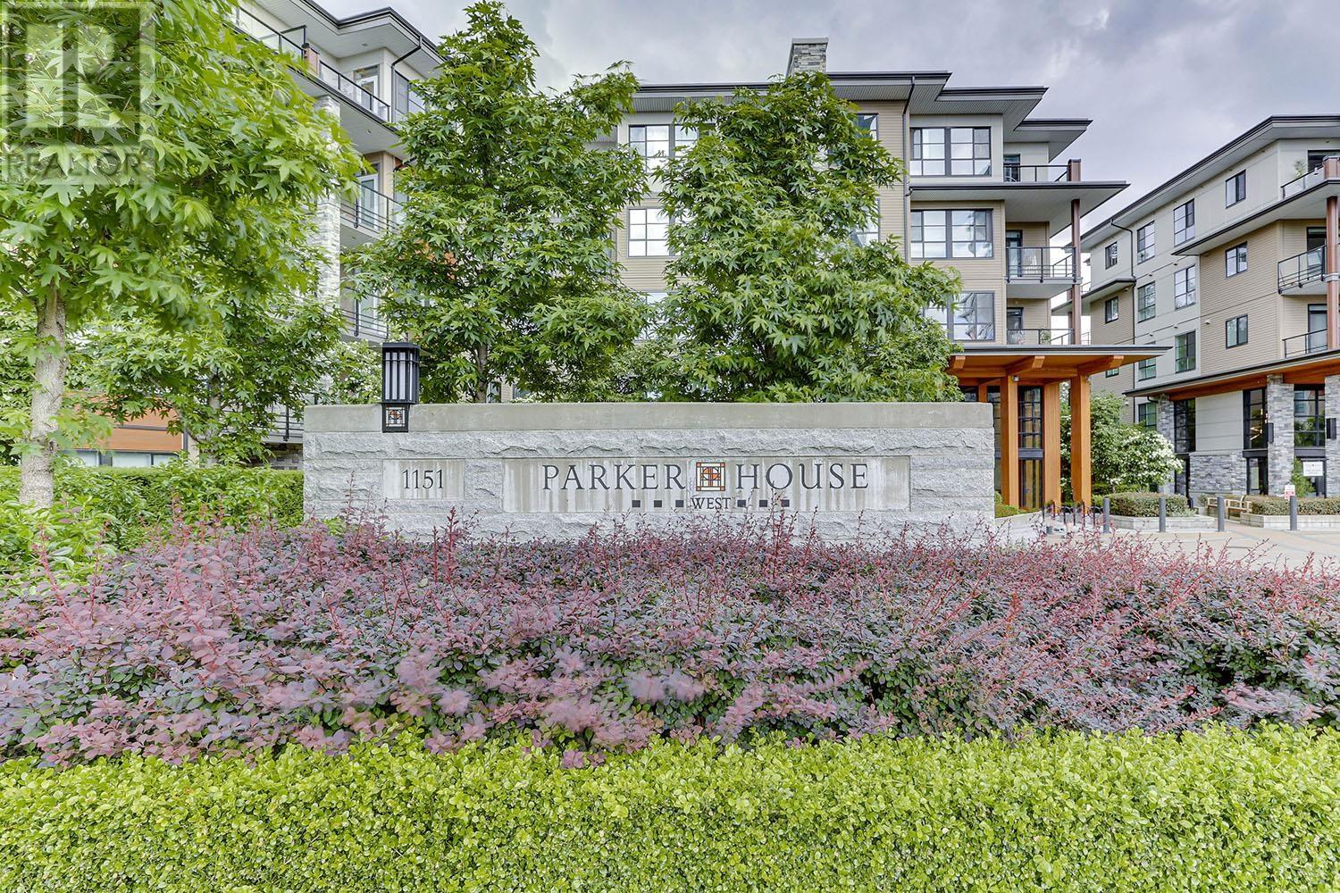 Photo 2 of 106 1151 Windsor Mews, Coquitlam BC