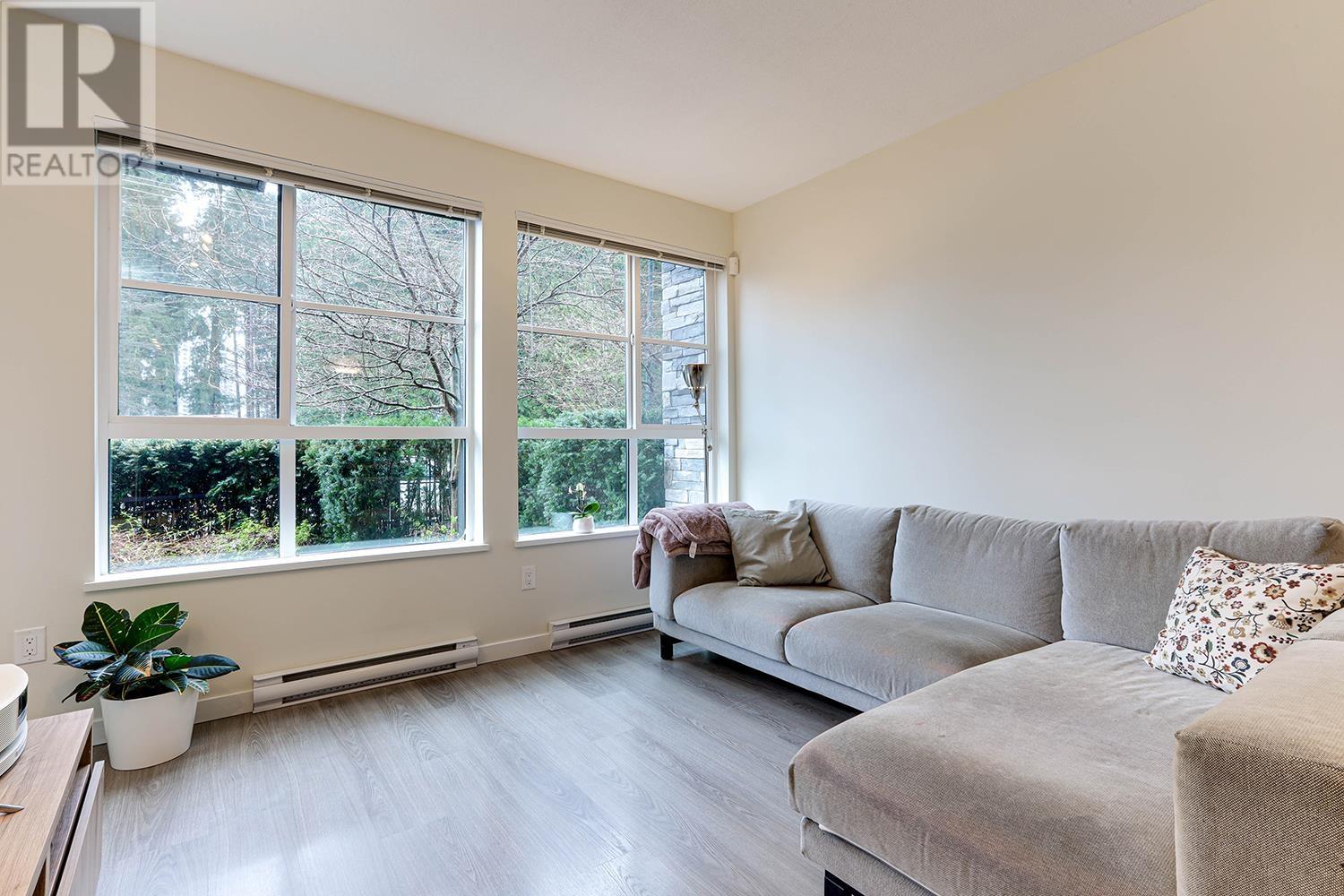 Photo 8 of 106 1151 Windsor Mews, Coquitlam BC
