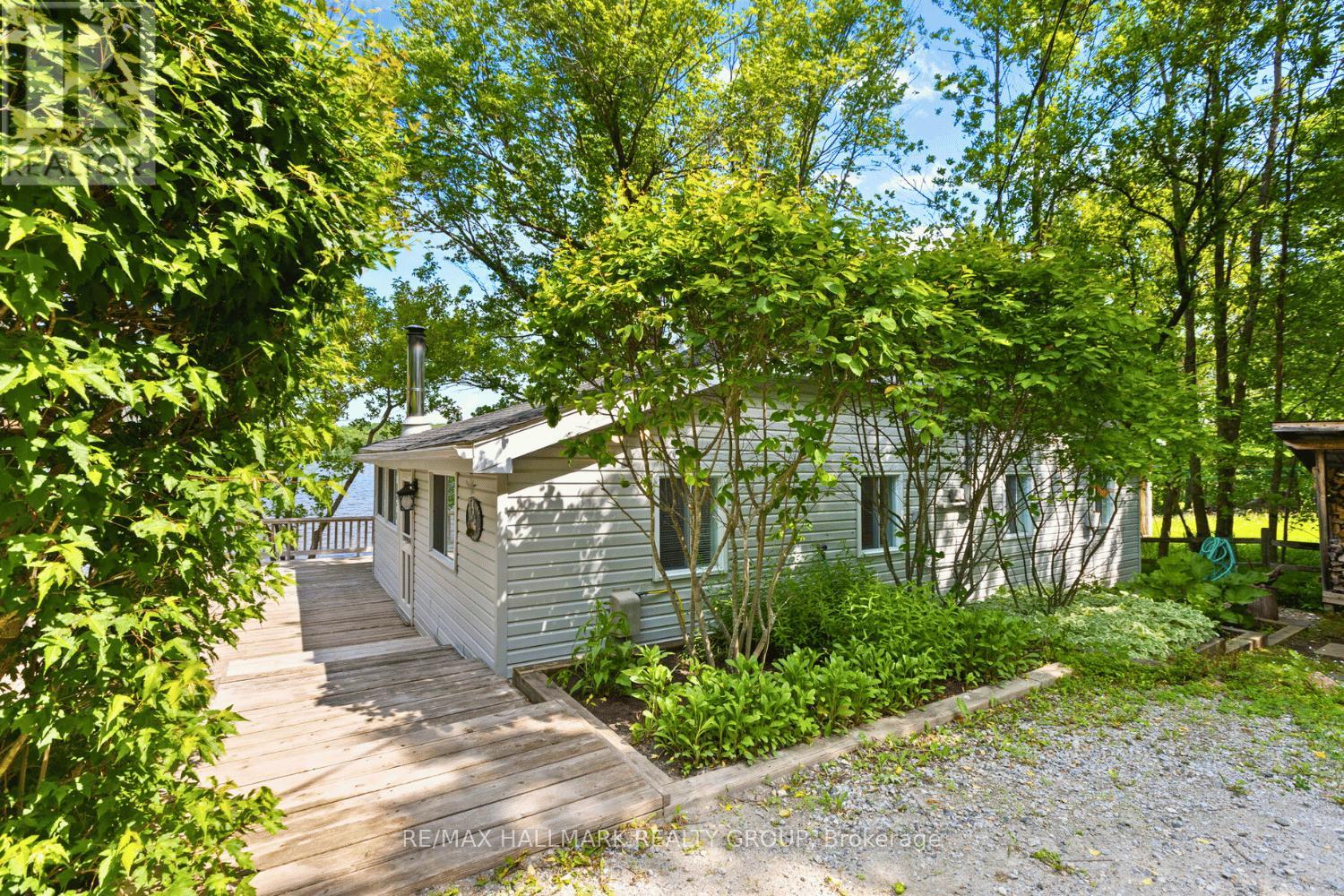 Photo 5 of 118 Hall Shore Road, Lanark Highlands ON