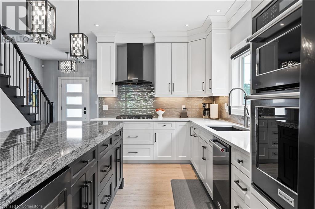 Photo 10 of 80 St Davids Road, St Catharines ON