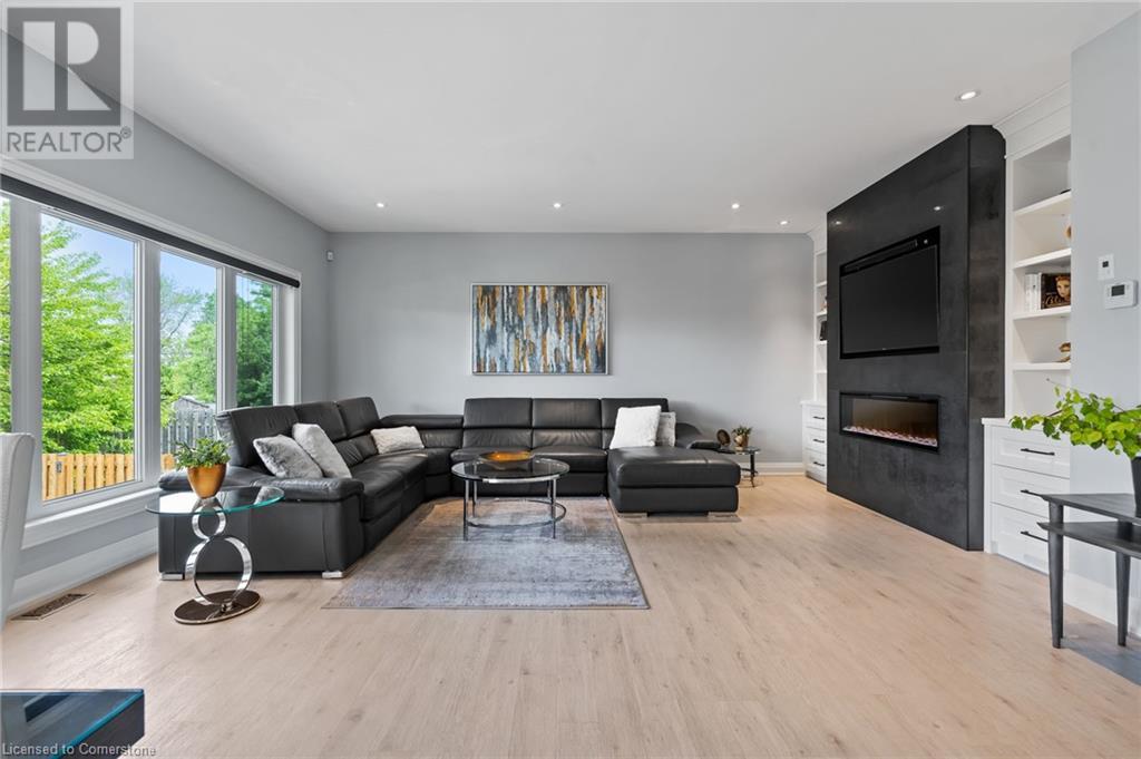 Photo 13 of 80 St Davids Road, St Catharines ON