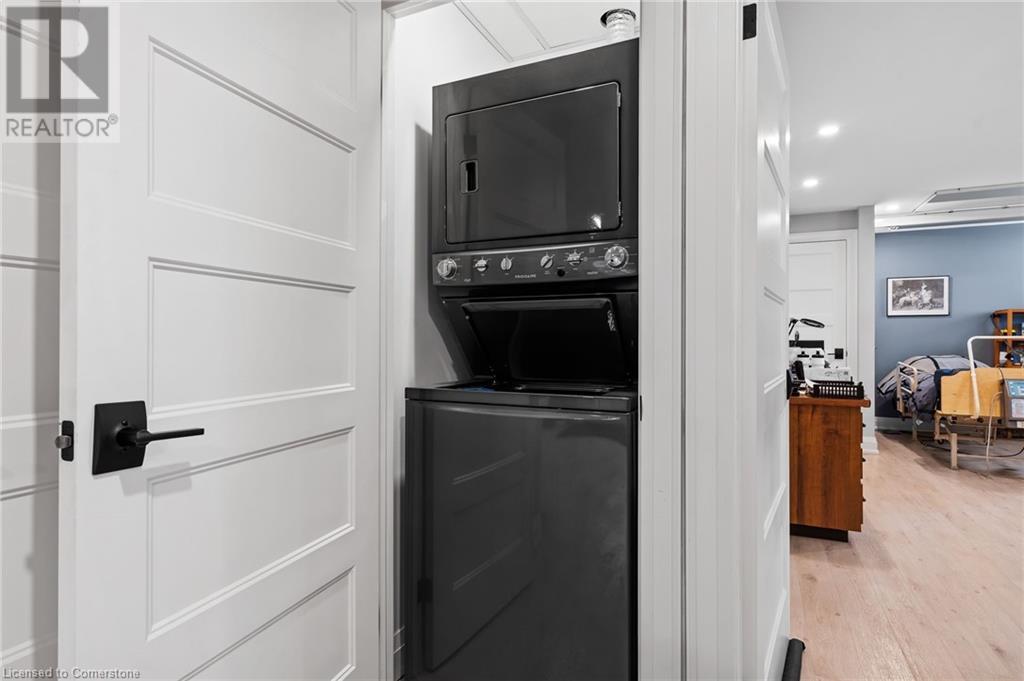 Photo 33 of 80 St Davids Road, St Catharines ON