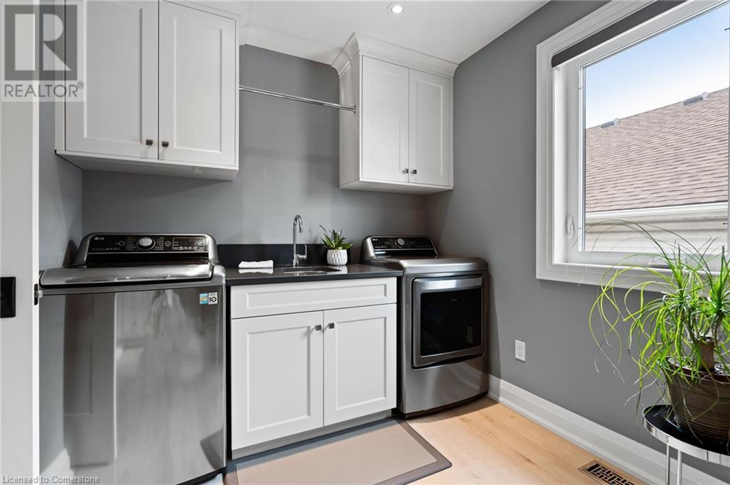 Photo 25 of 80 St Davids Road, St Catharines ON