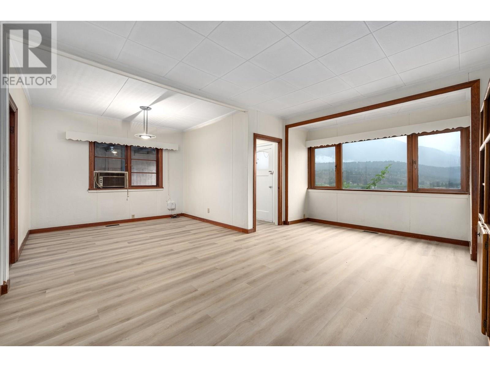 633 FRASERVIEW Street, Lillooet