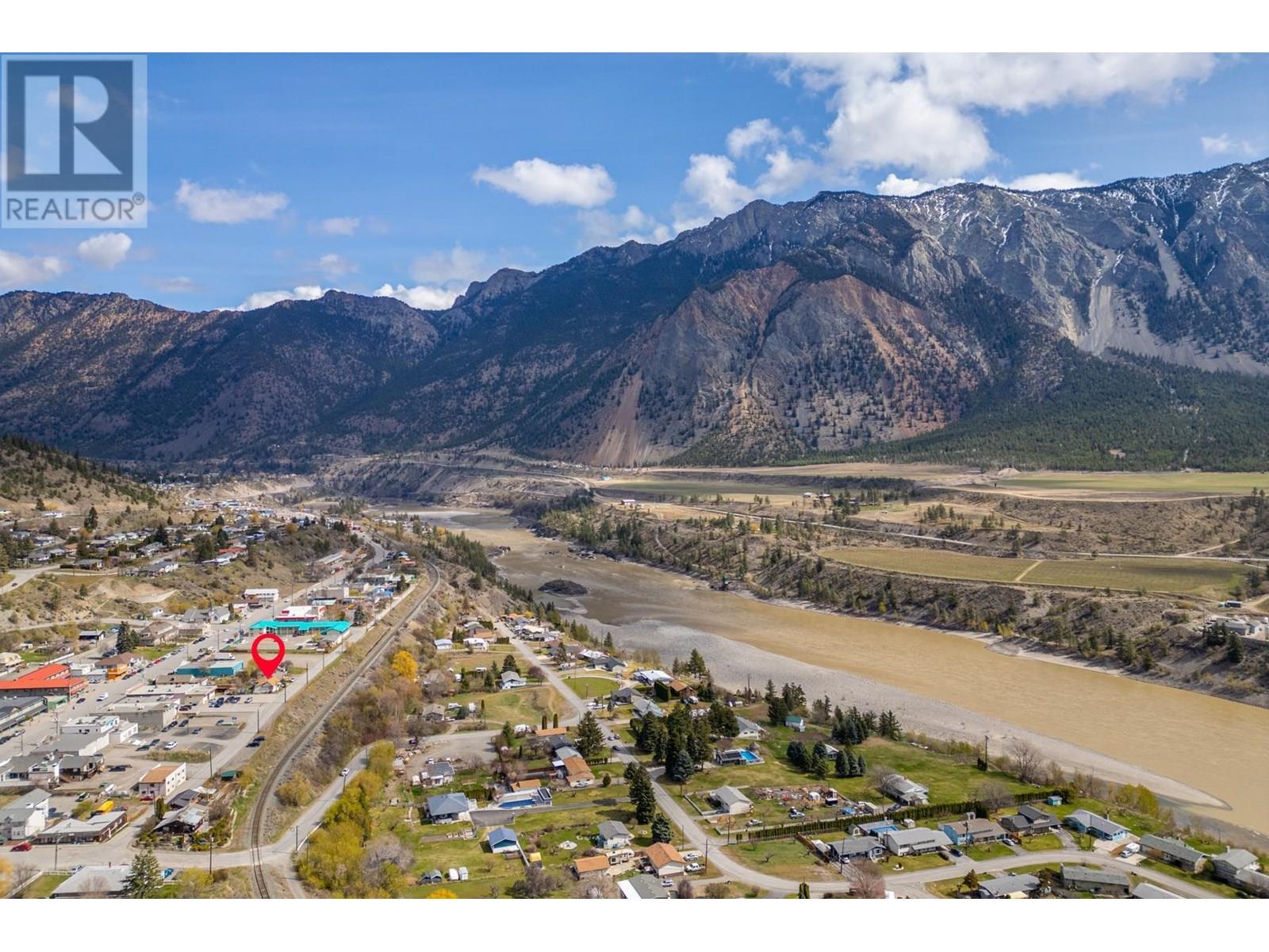 633 FRASERVIEW Street, Lillooet