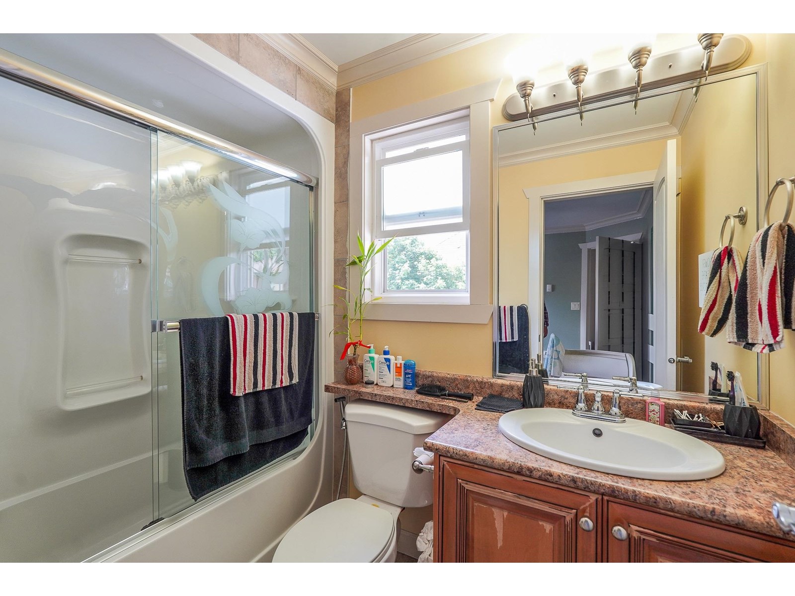 Photo 21 of 6753 134 A Street, Surrey BC