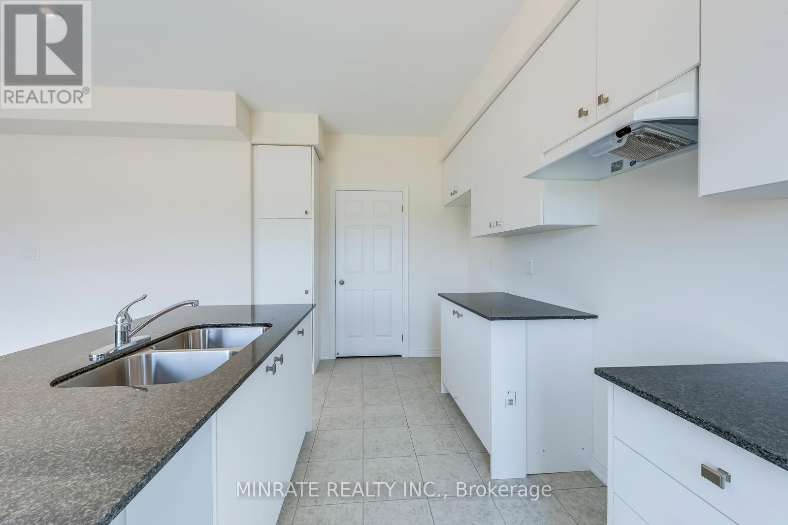 Photo 6 of 3139 Goodyear Road, Burlington ON