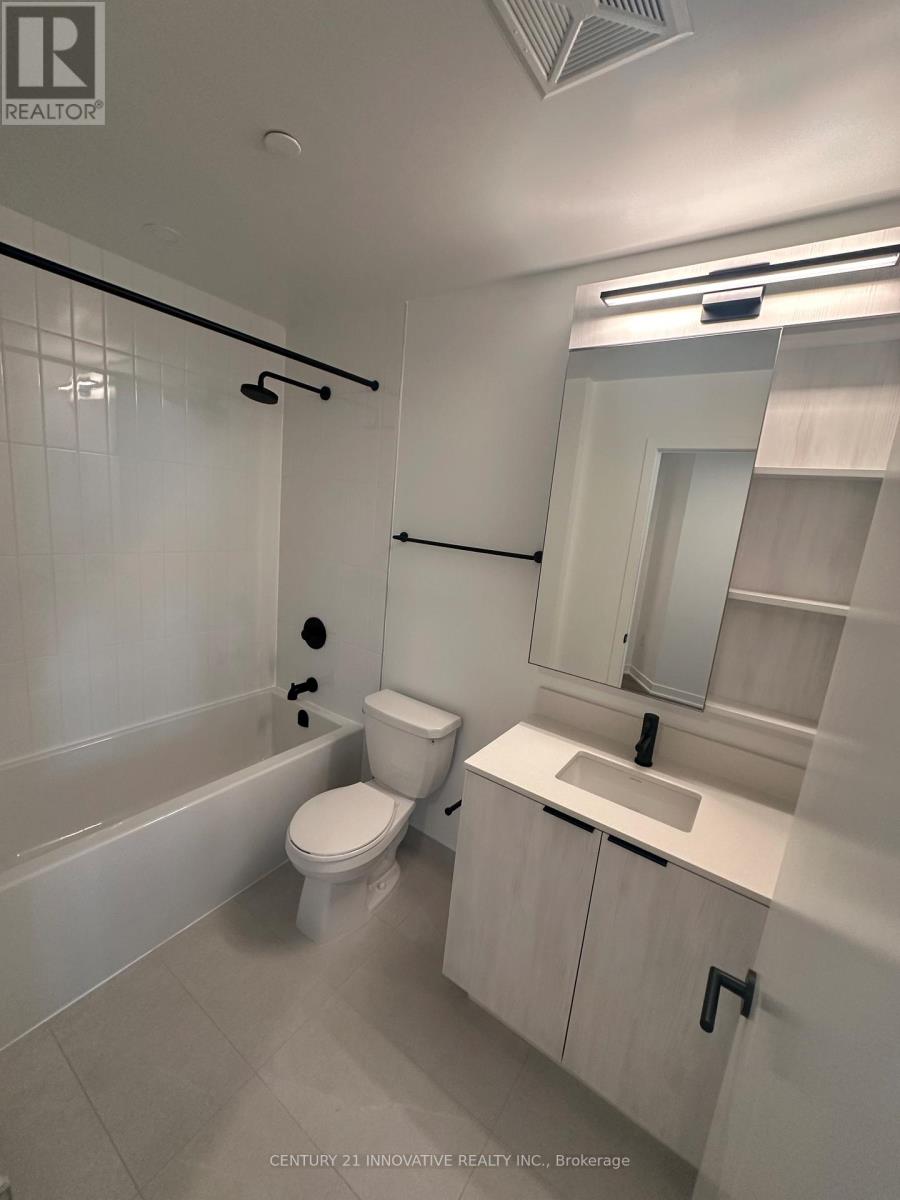Photo 14 of 608 2495 Eglinton Avenue W, Mississauga ON
