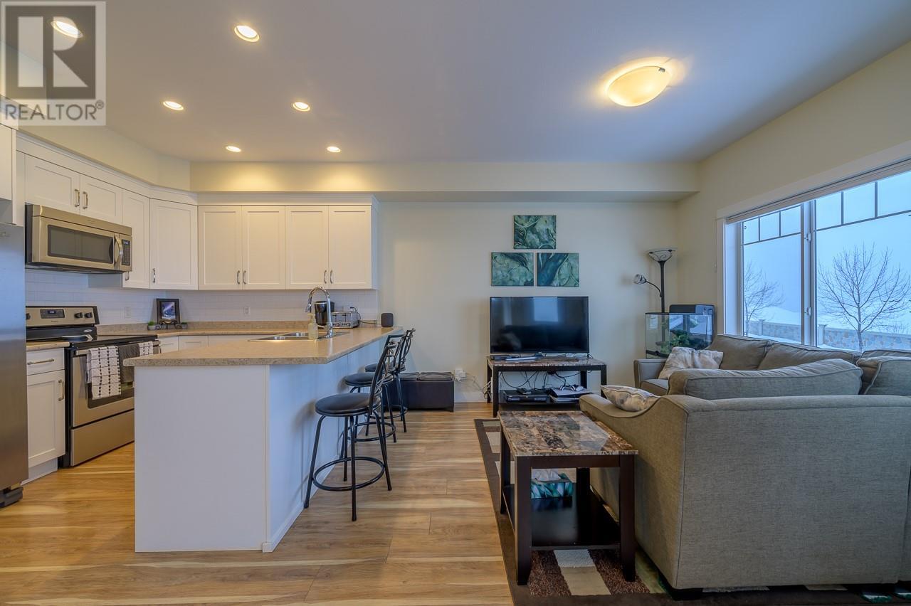 Photo 9 of 1325 Aberdeen Drive Unit 114, Kamloops BC