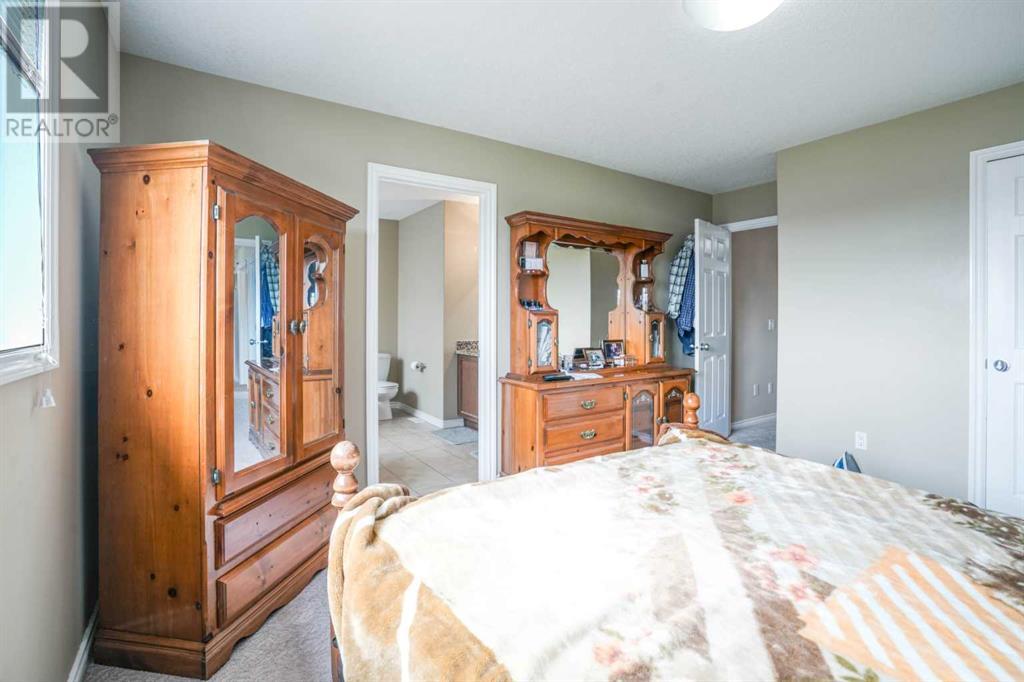 Single Family House for Sale in  Taralake Manor NE Taradale Calgary 