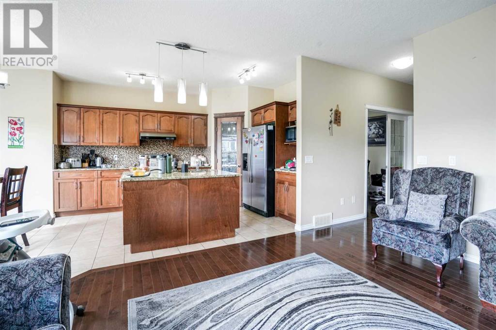 Single Family House for Sale in  Taralake Manor NE Taradale Calgary 