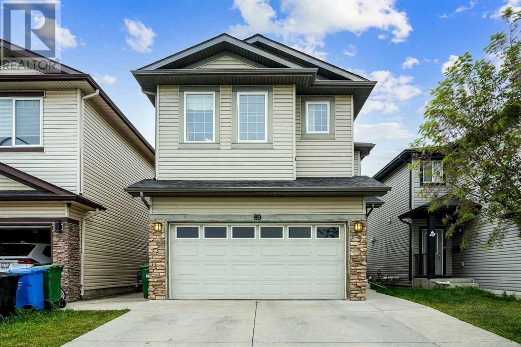 Single Family House for Sale in  Taralake Manor NE Taradale Calgary 