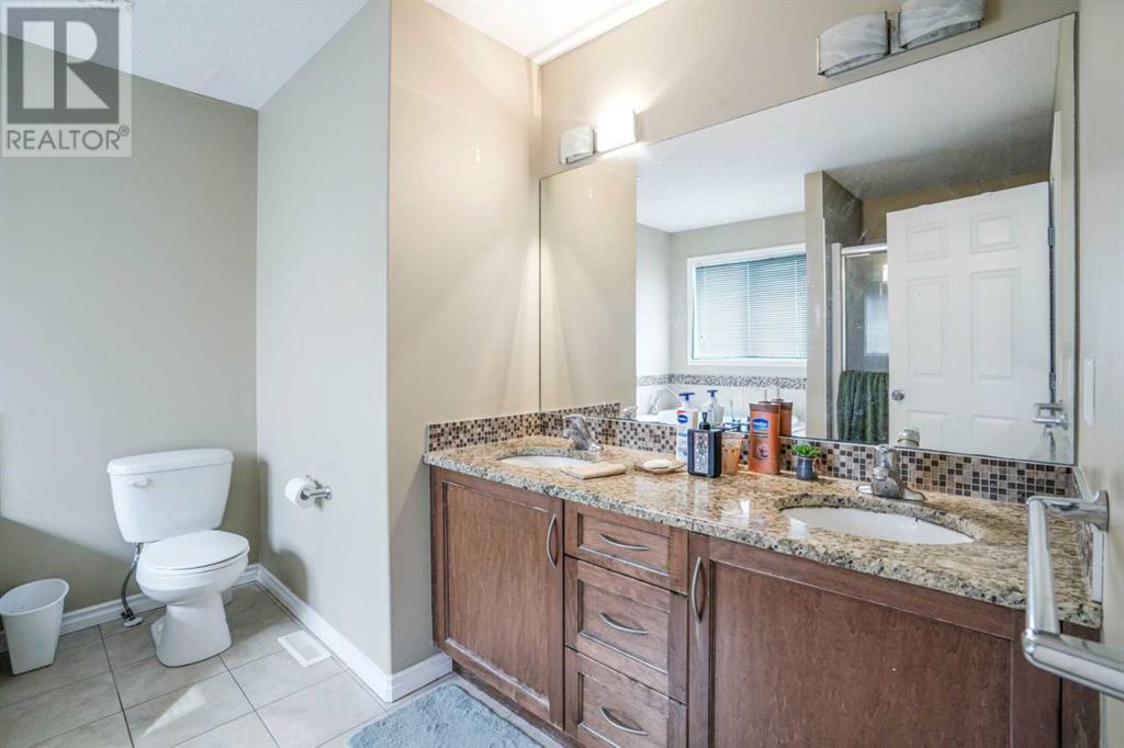 Single Family House for Sale in  Taralake Manor NE Taradale Calgary 
