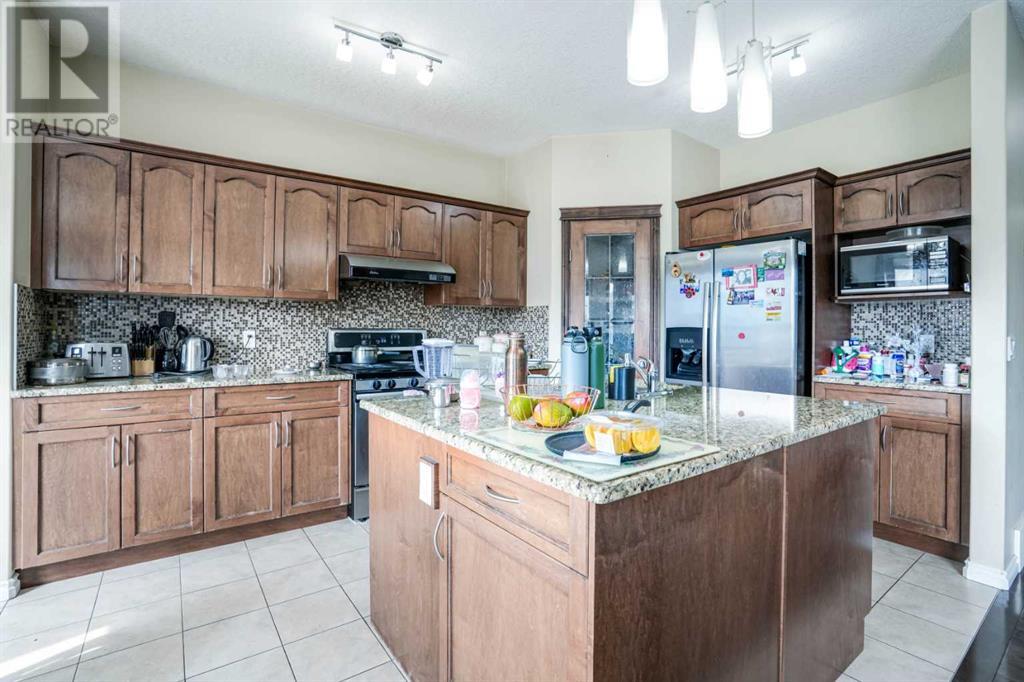Single Family House for Sale in  Taralake Manor NE Taradale Calgary 
