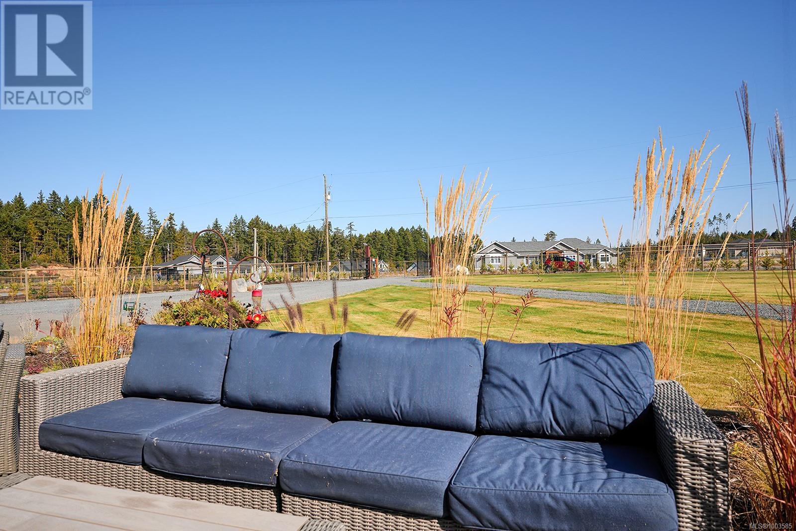 Photo 12 of 1085 Alpine View Pl, Whiskey Creek BC
