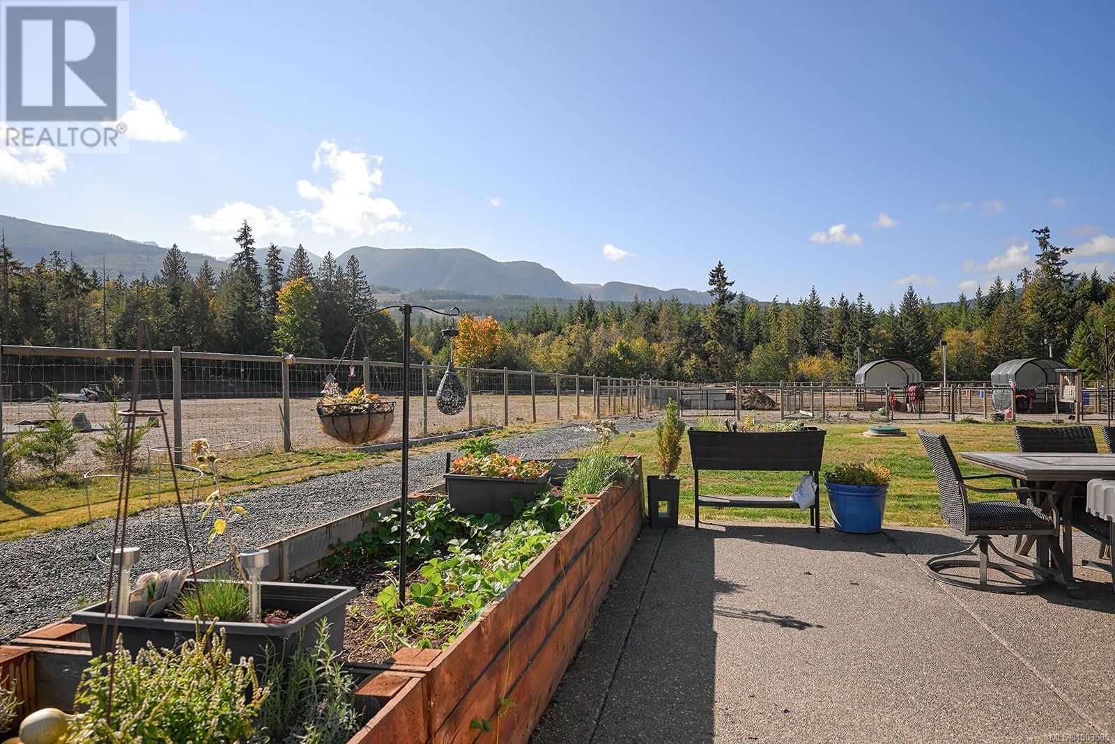 Photo 52 of 1085 Alpine View Pl, Whiskey Creek BC
