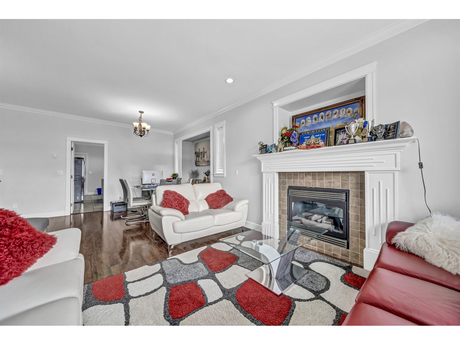 Photo 5 of 12101 84 Avenue, Surrey BC