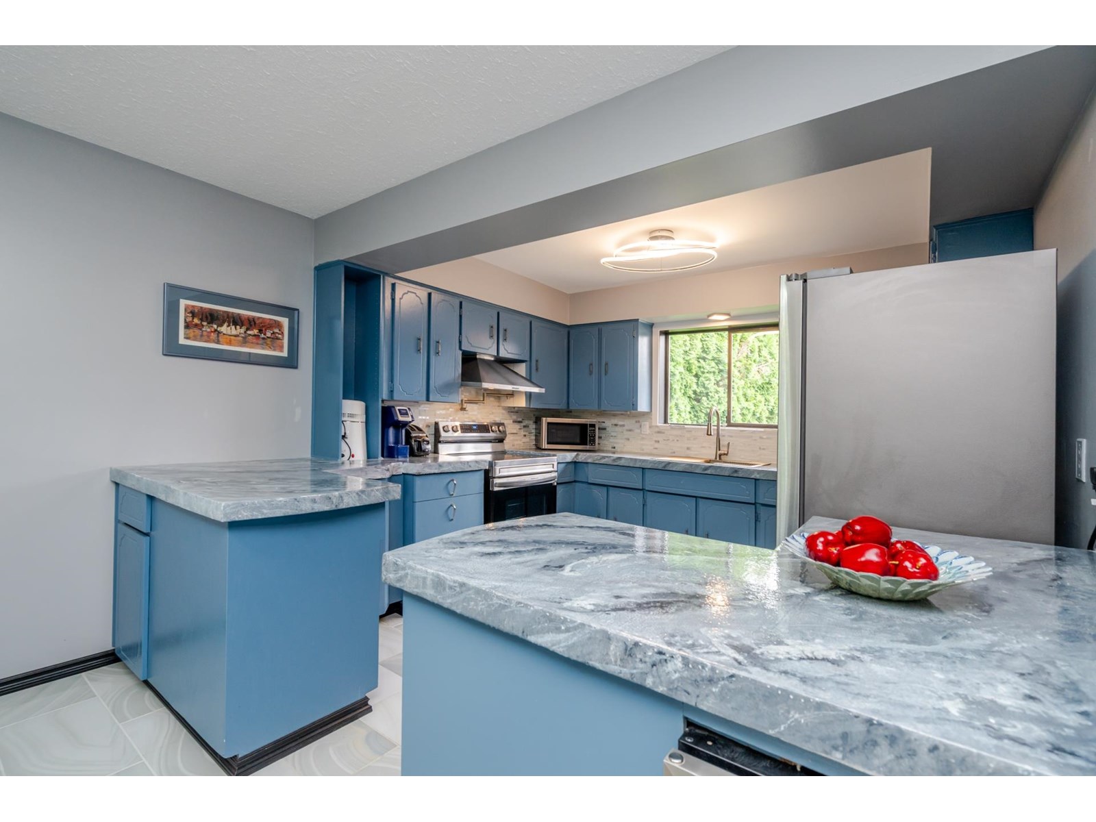 Photo 11 of 33897 Walnut Avenue, Abbotsford BC