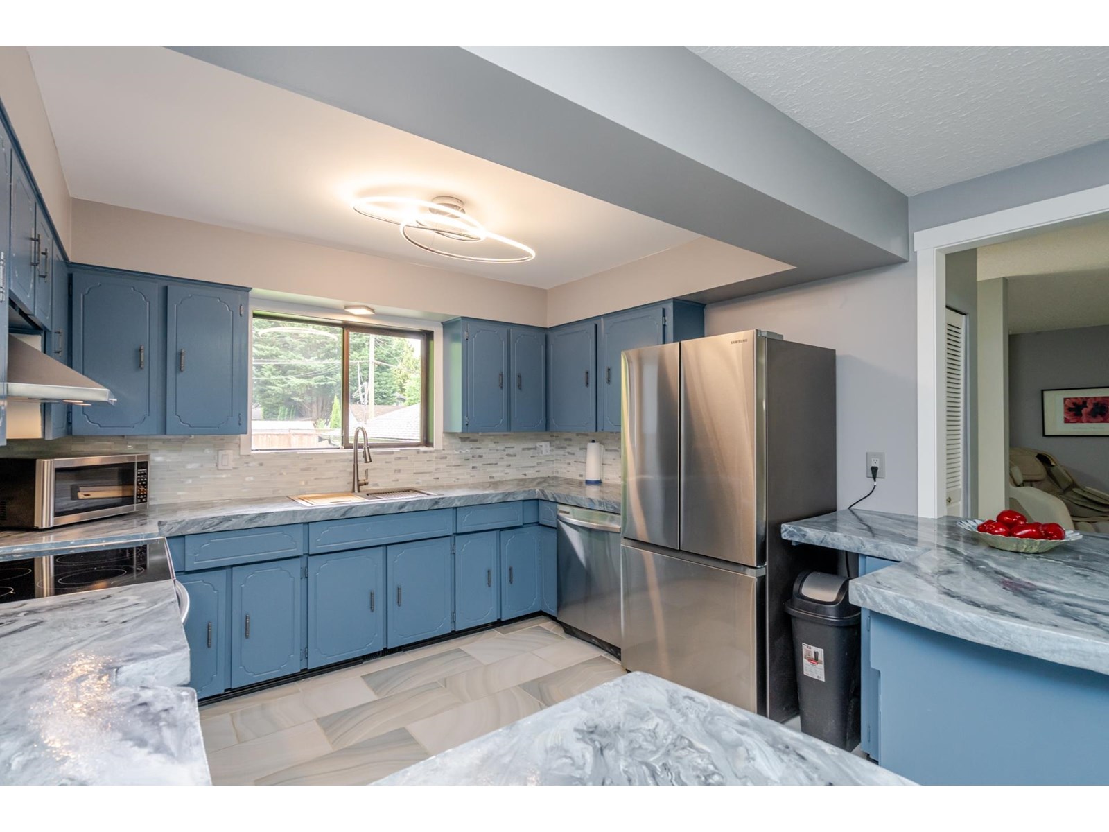 Photo 12 of 33897 Walnut Avenue, Abbotsford BC