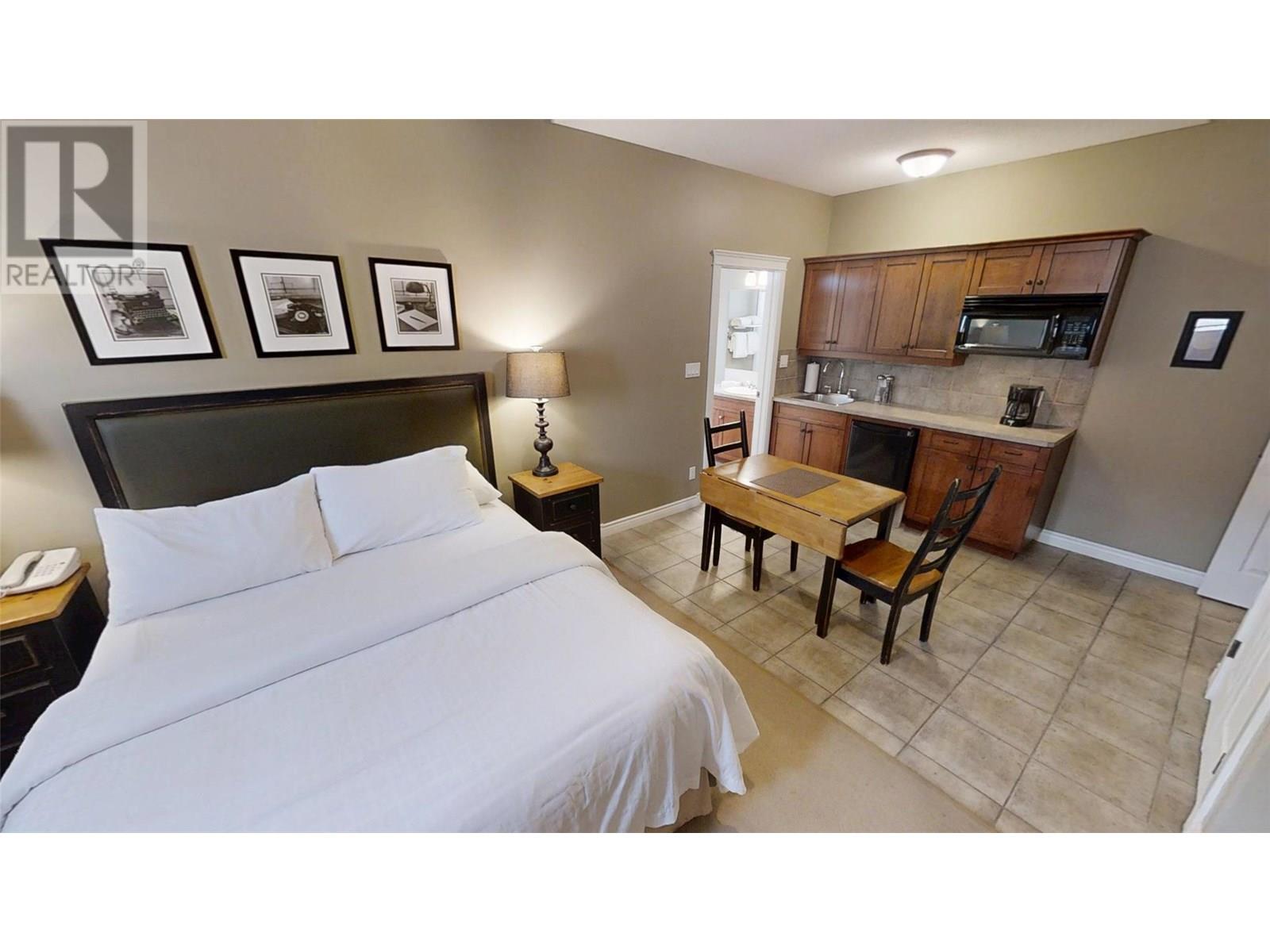#217A 200 BIGHORN BOULEVARD - 18