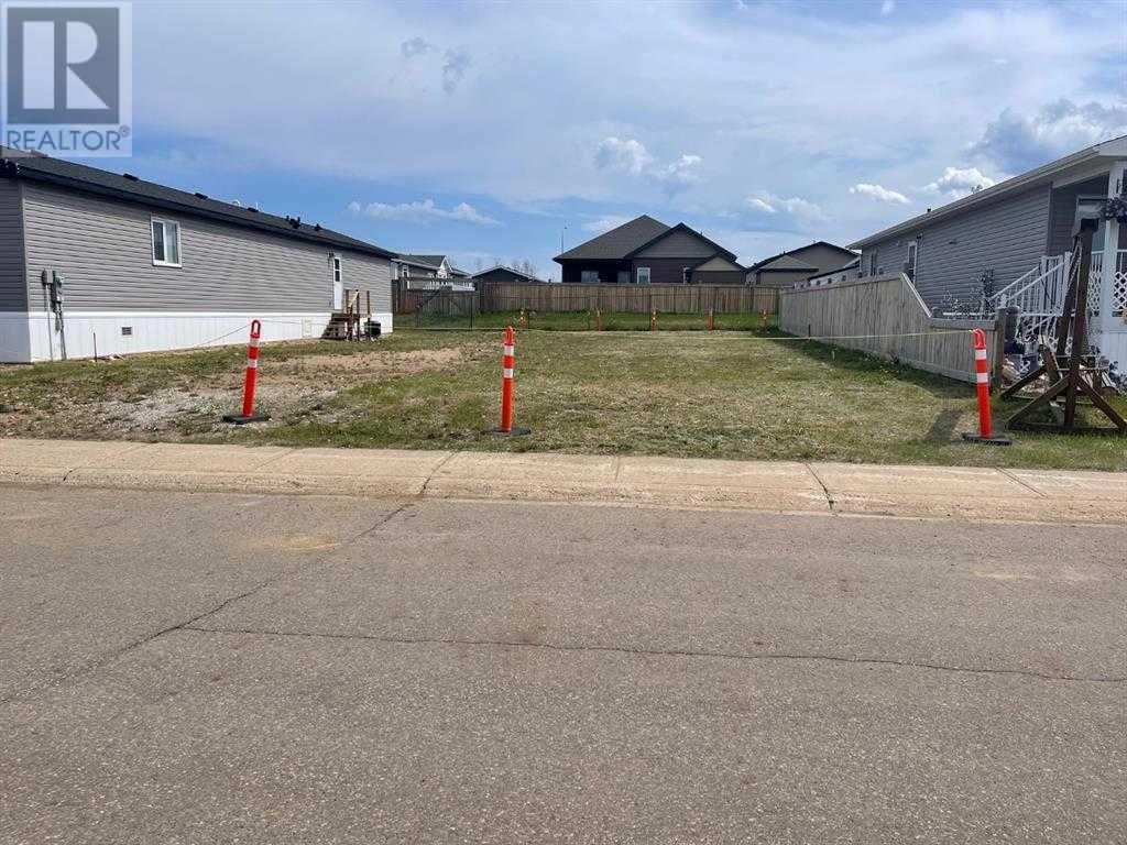 Photo 6 of 148 Beardsley Crescent, Fort Mcmurray AB