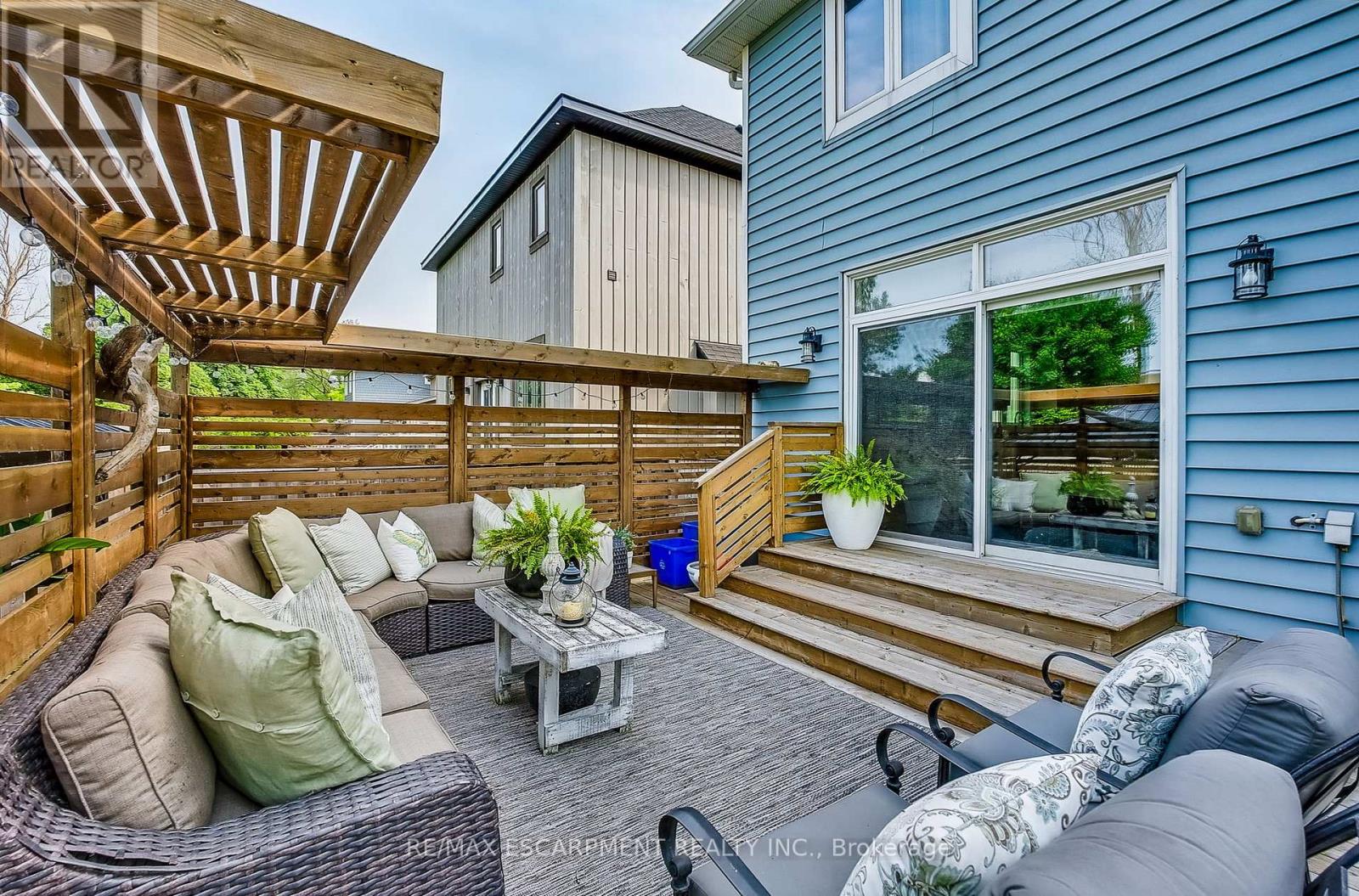 Photo 25 of 962 Beach Boulevard, Hamilton ON