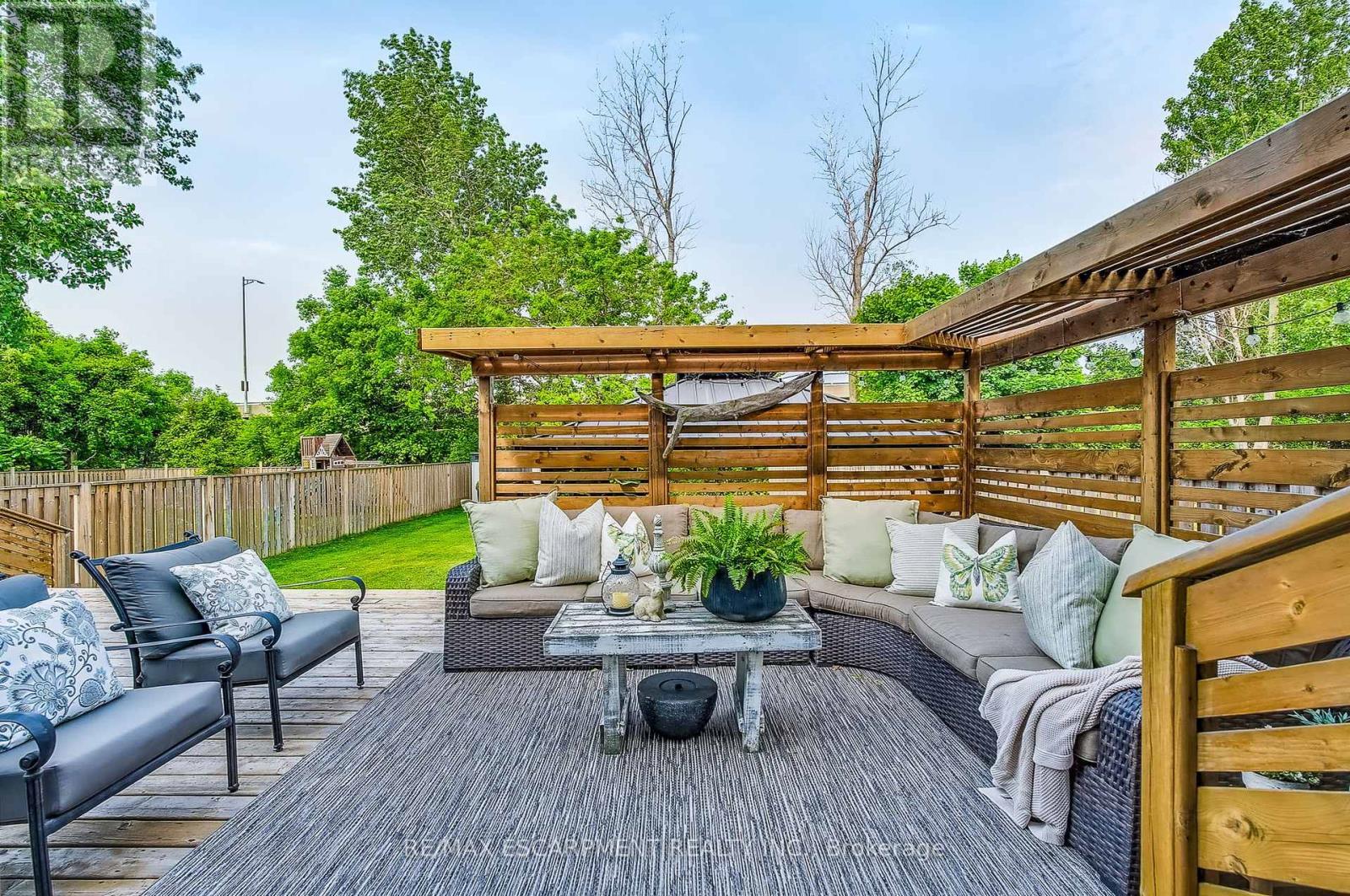 Photo 15 of 962 Beach Boulevard, Hamilton ON