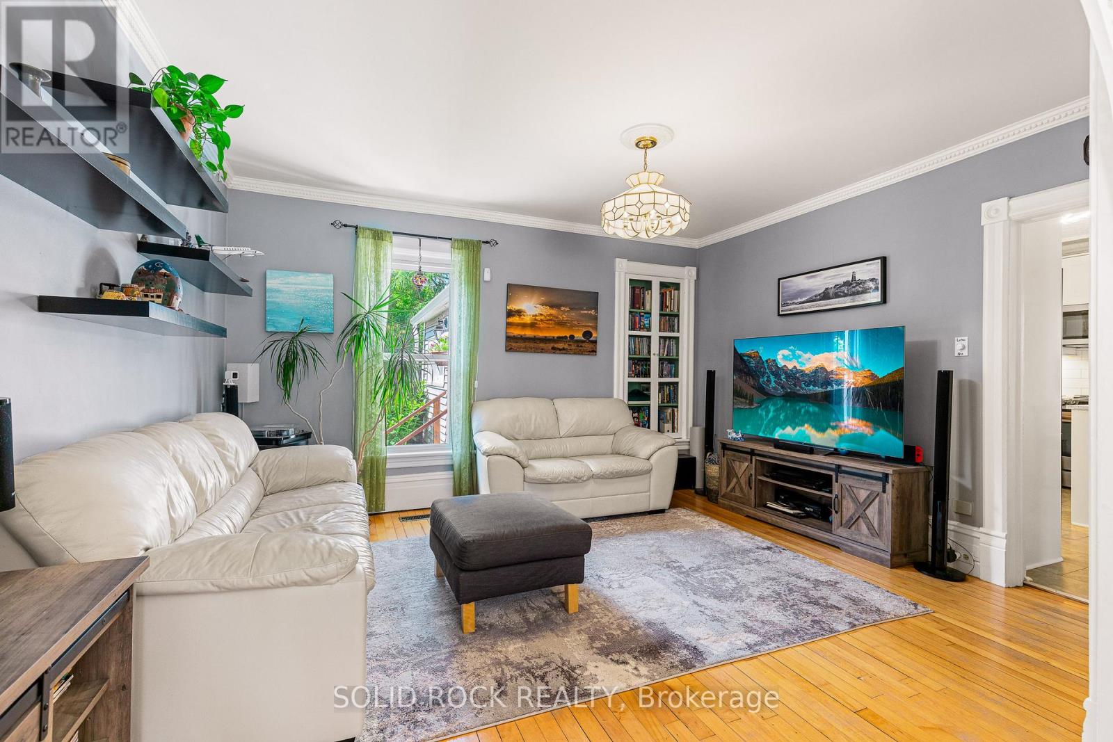 Photo 13 of 172 Church Street, Brockville ON