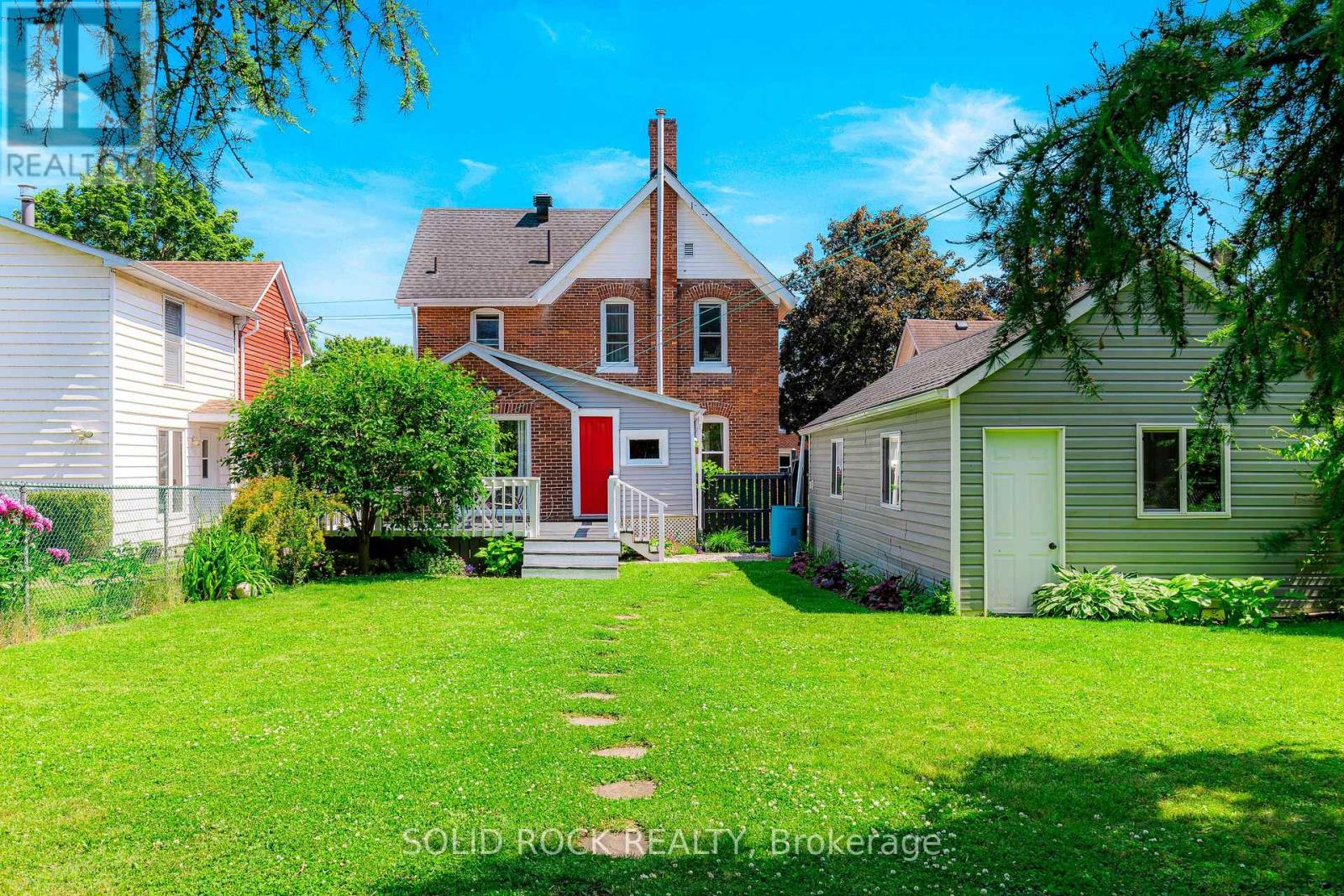 Photo 38 of 172 Church Street, Brockville ON