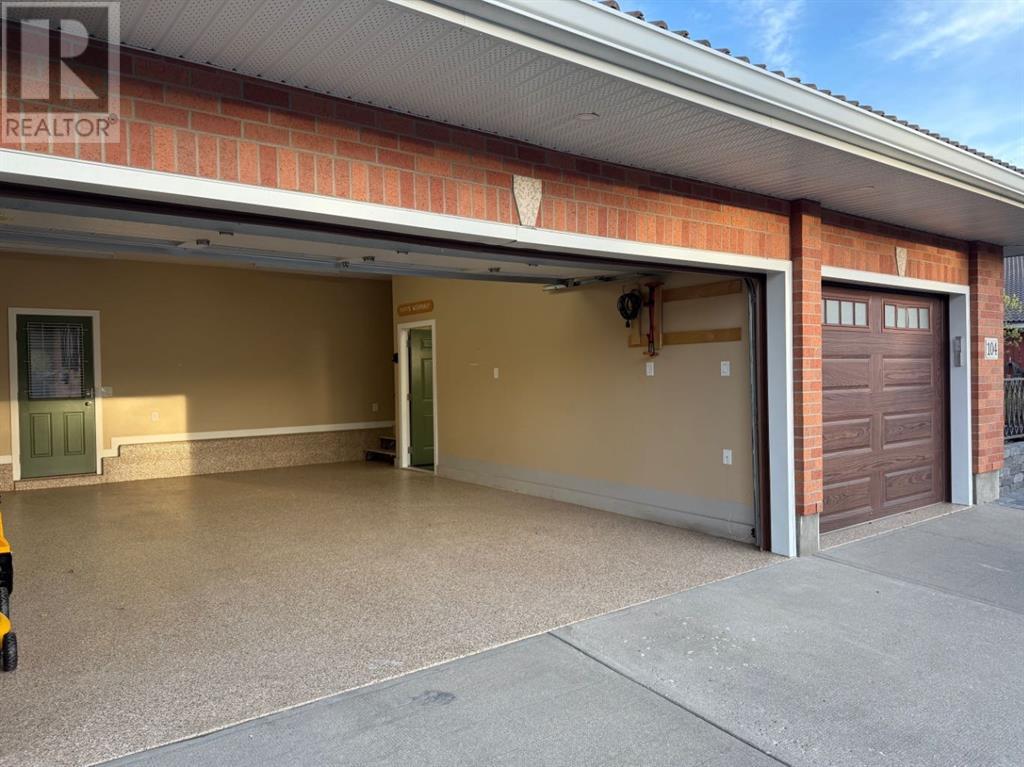 Single Family House Bungalow for Sale in  Midpark Crescent SE Midnapore Calgary 
